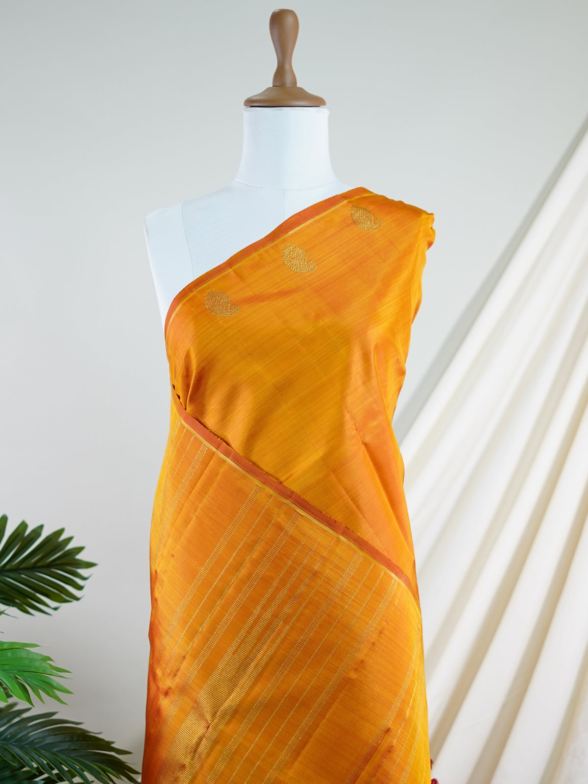 Kanchipuram Silk Orange 100% Pure Silk  - Manoranjitham Weaves - Handloom Store