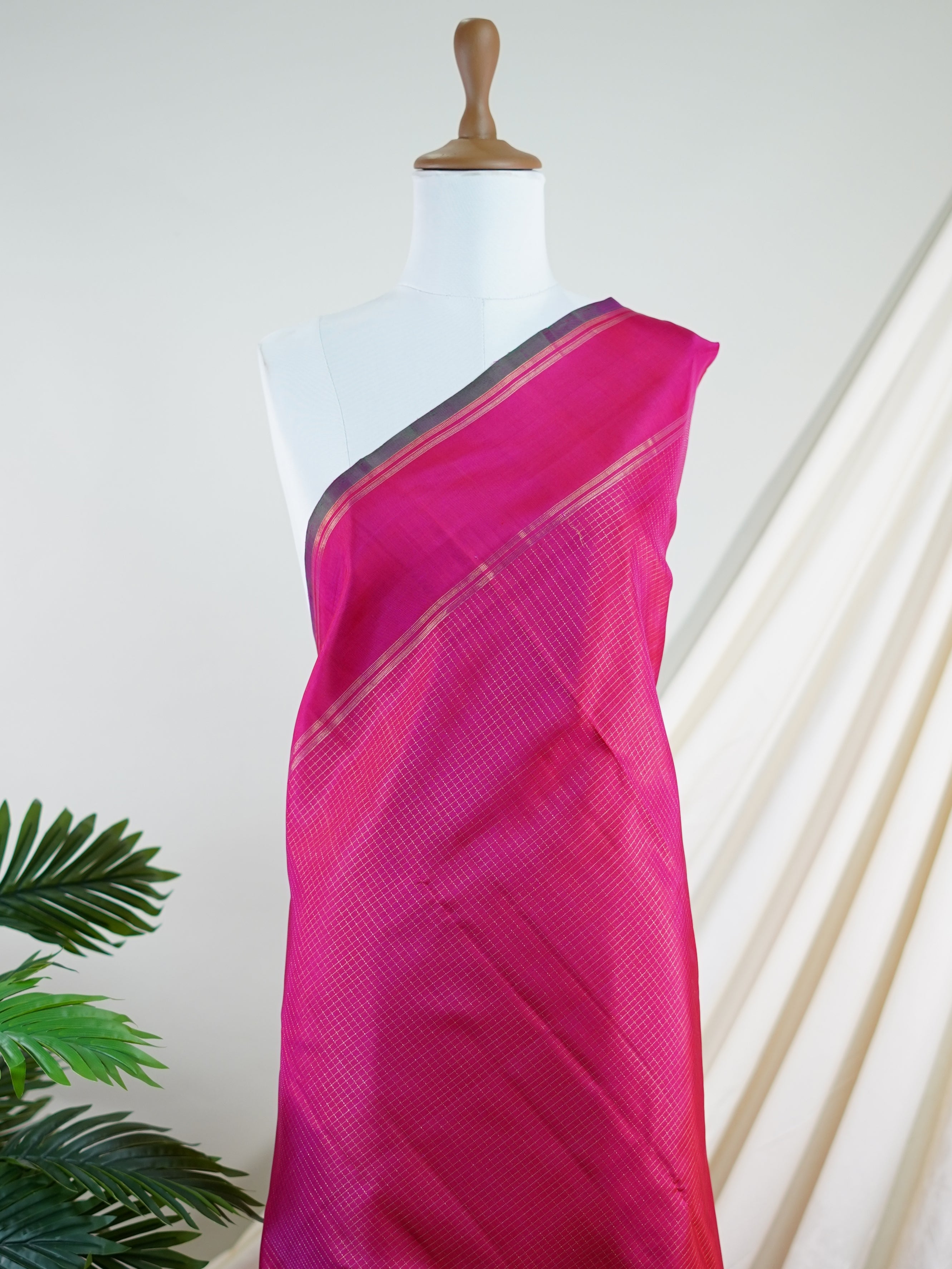 Kanchipuram Silk Pink 100% Pure Silk  - Manoranjitham Weaves - Handloom Store