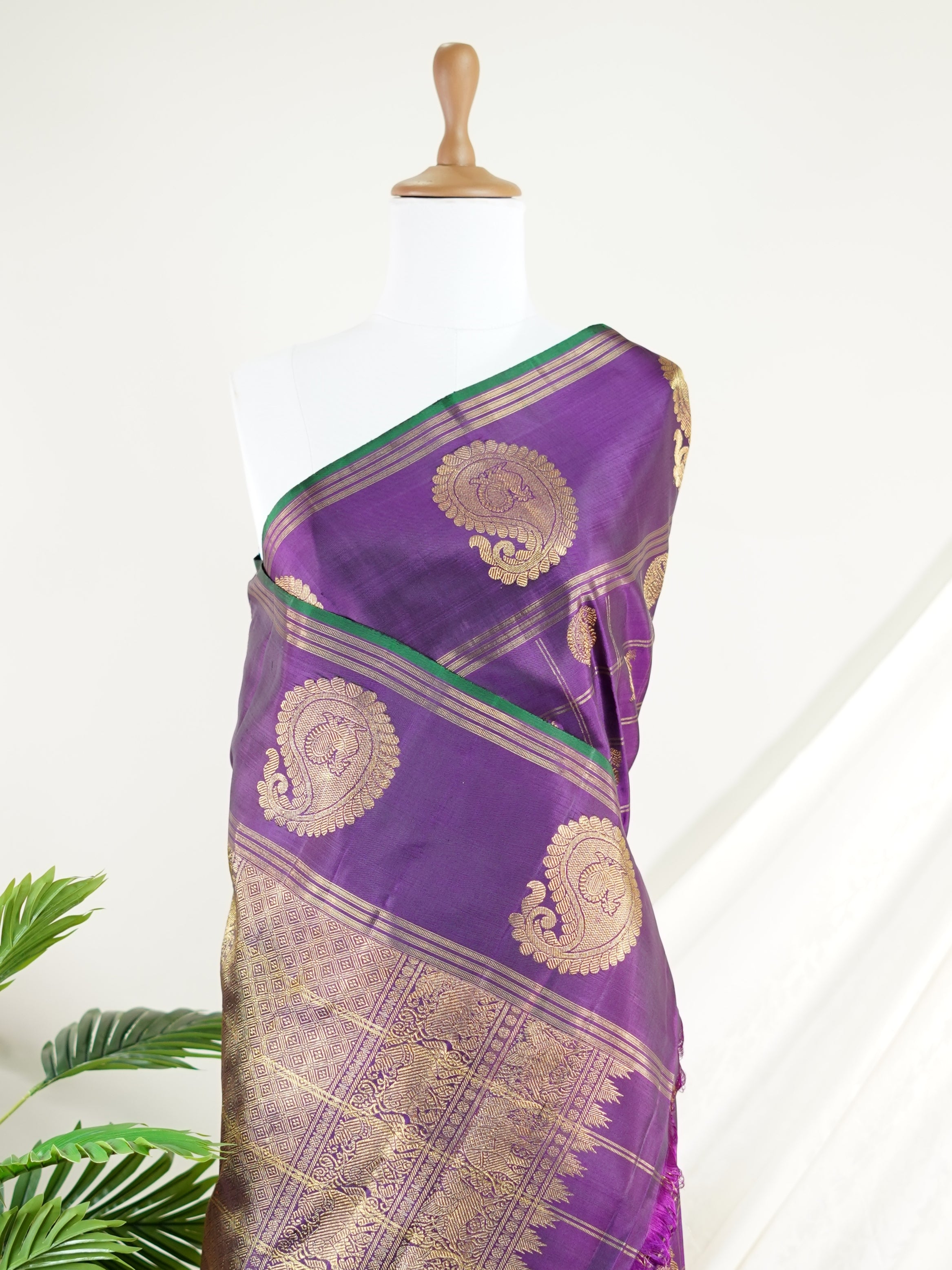 Kanchipuram Silk Magenta Pink 100% Pure Silk  - Manoranjitham Weaves - Handloom Store
