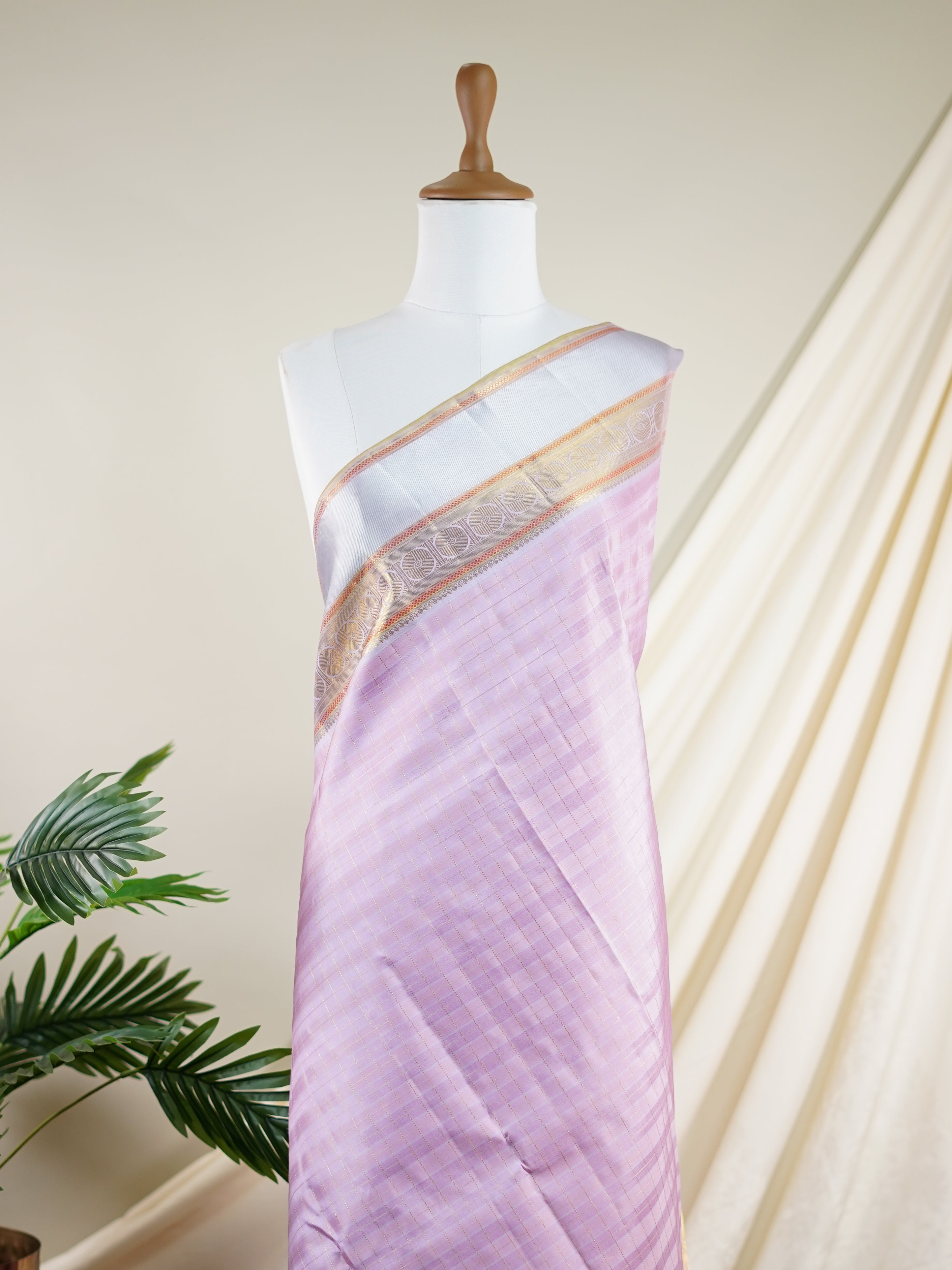 Kanchipuram Silk Lavander 100% Pure Silk  - Manoranjitham Weaves - Handloom Store