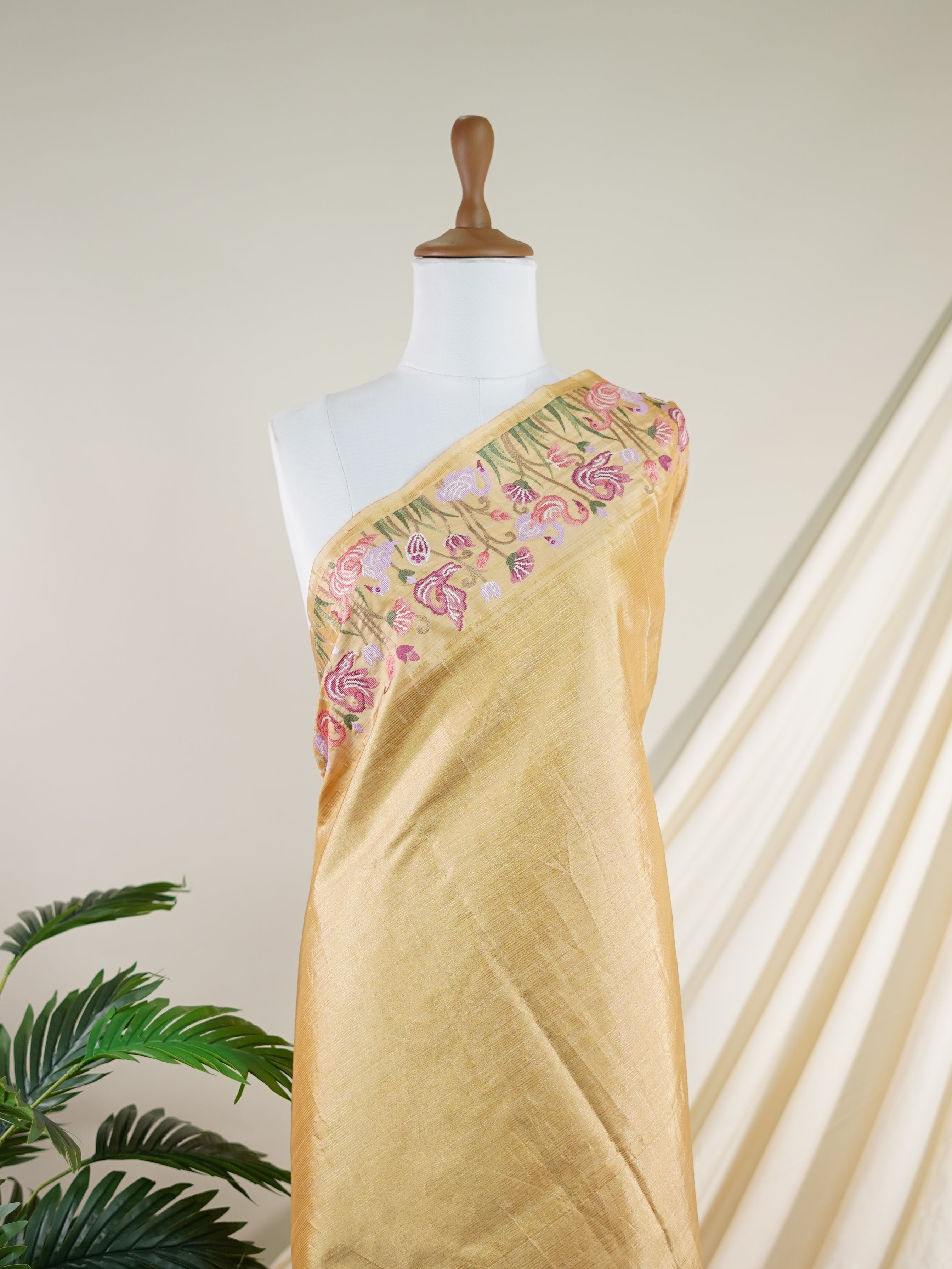 Kanchipuram Silk  100% Pure Silk  - Manoranjitham Weaves - Handloom Store