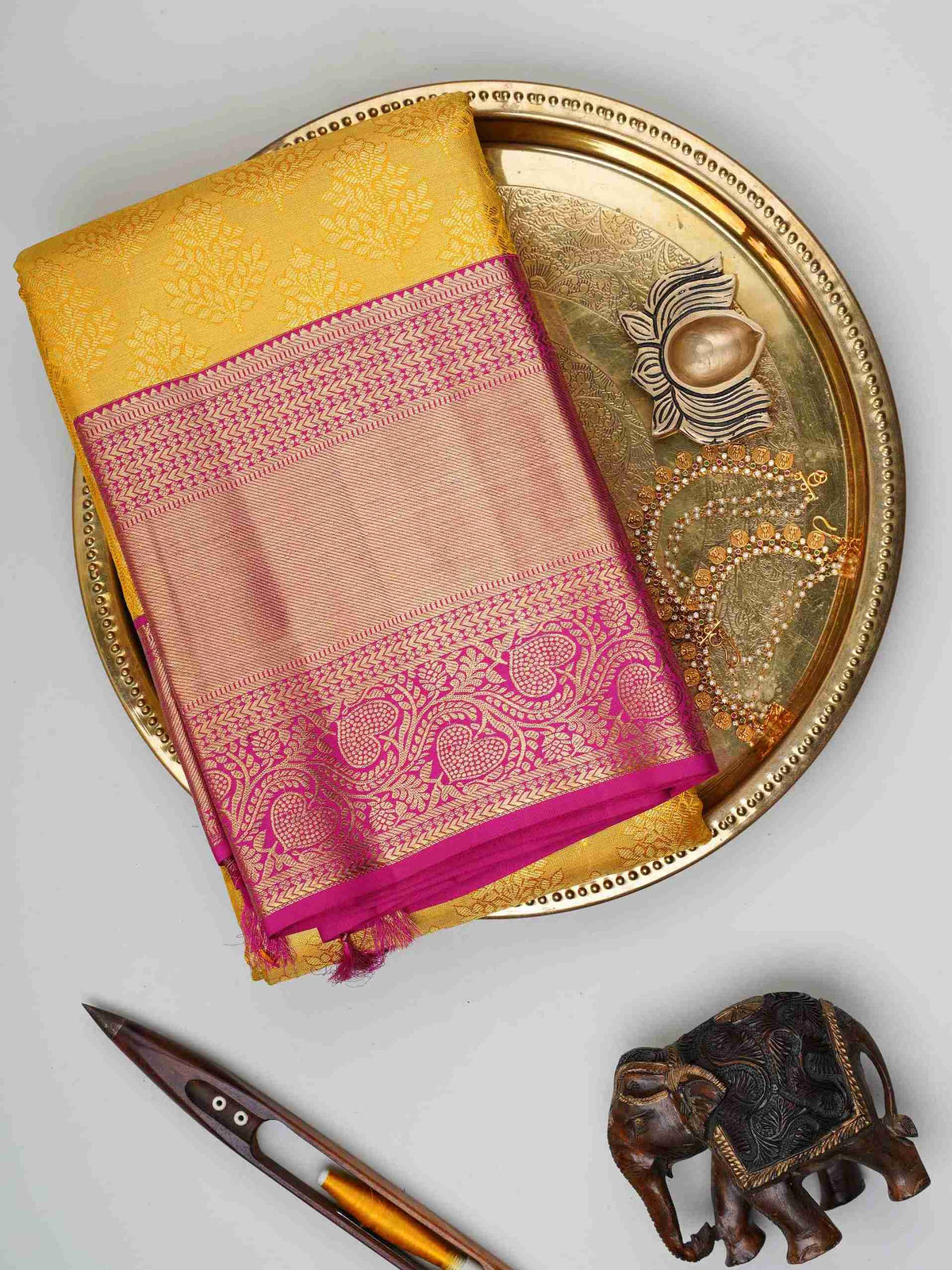 Kanchipuram Silk Yellow 100% Pure Silk  Manoranjitham Weaves - Handloom Store