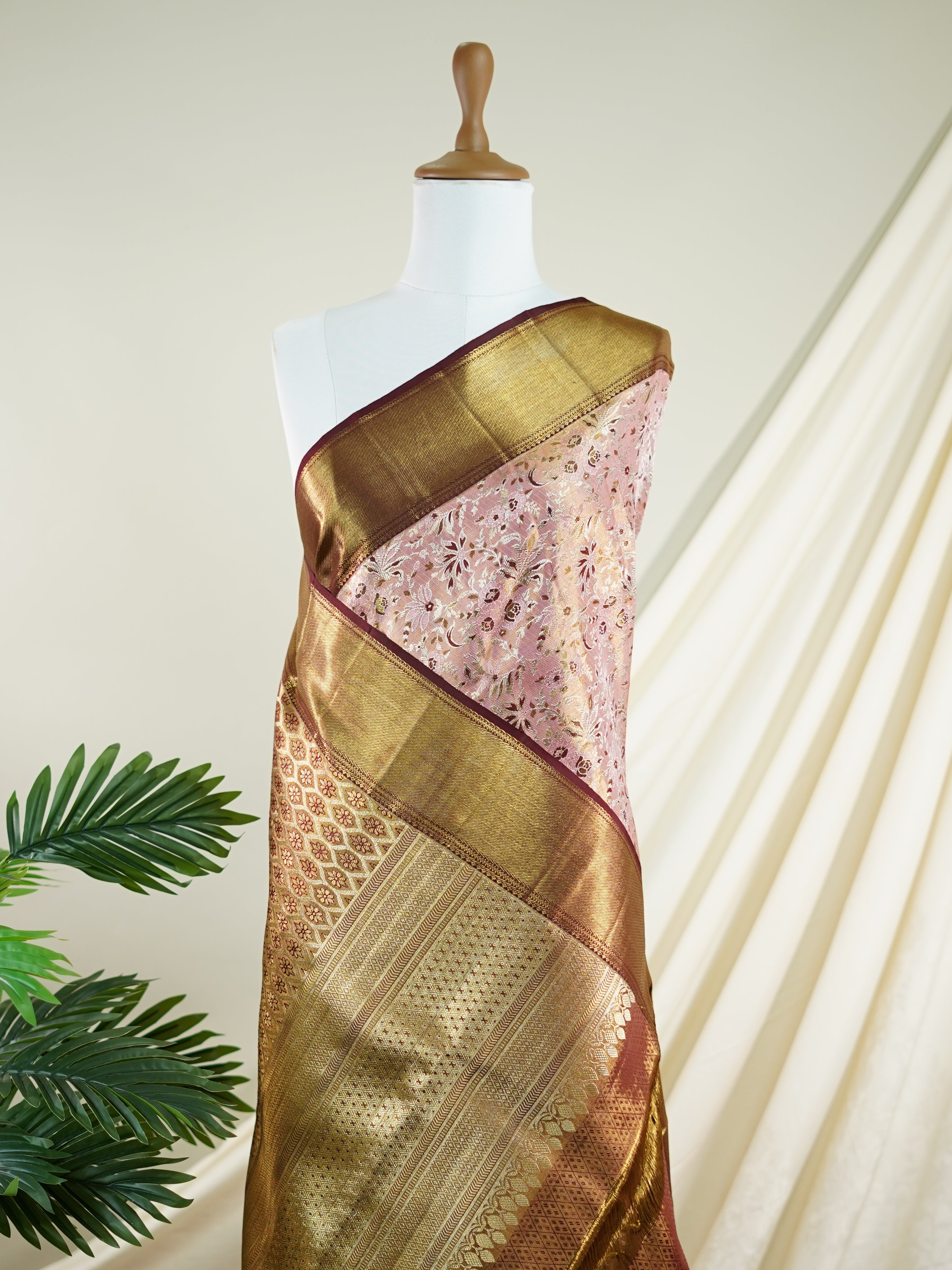 Kanchipuram Silk Peach Pink 100% Pure Silk  - Manoranjitham Weaves - Handloom Store