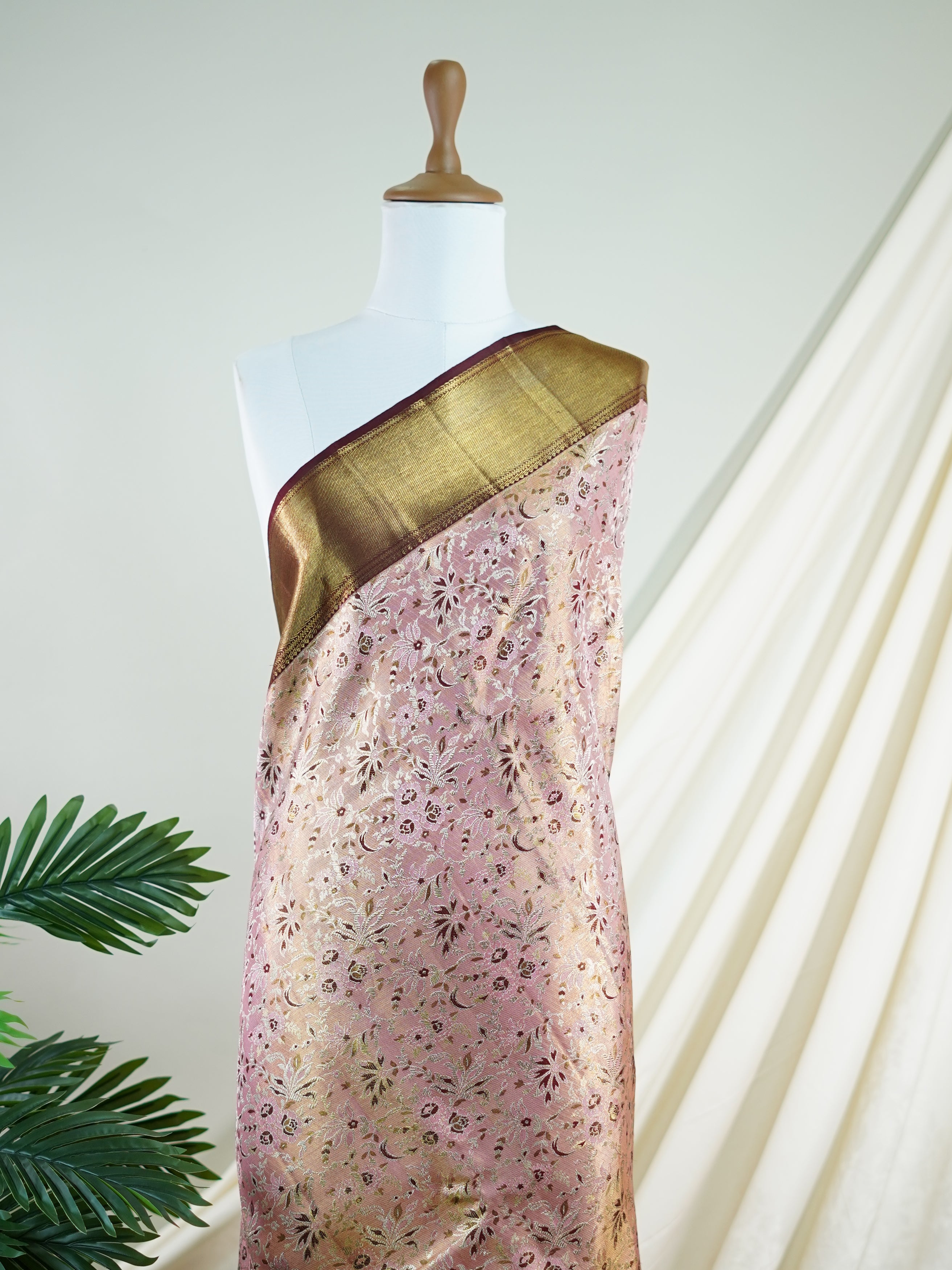 Kanchipuram Silk Peach Pink 100% Pure Silk  - Manoranjitham Weaves - Handloom Store