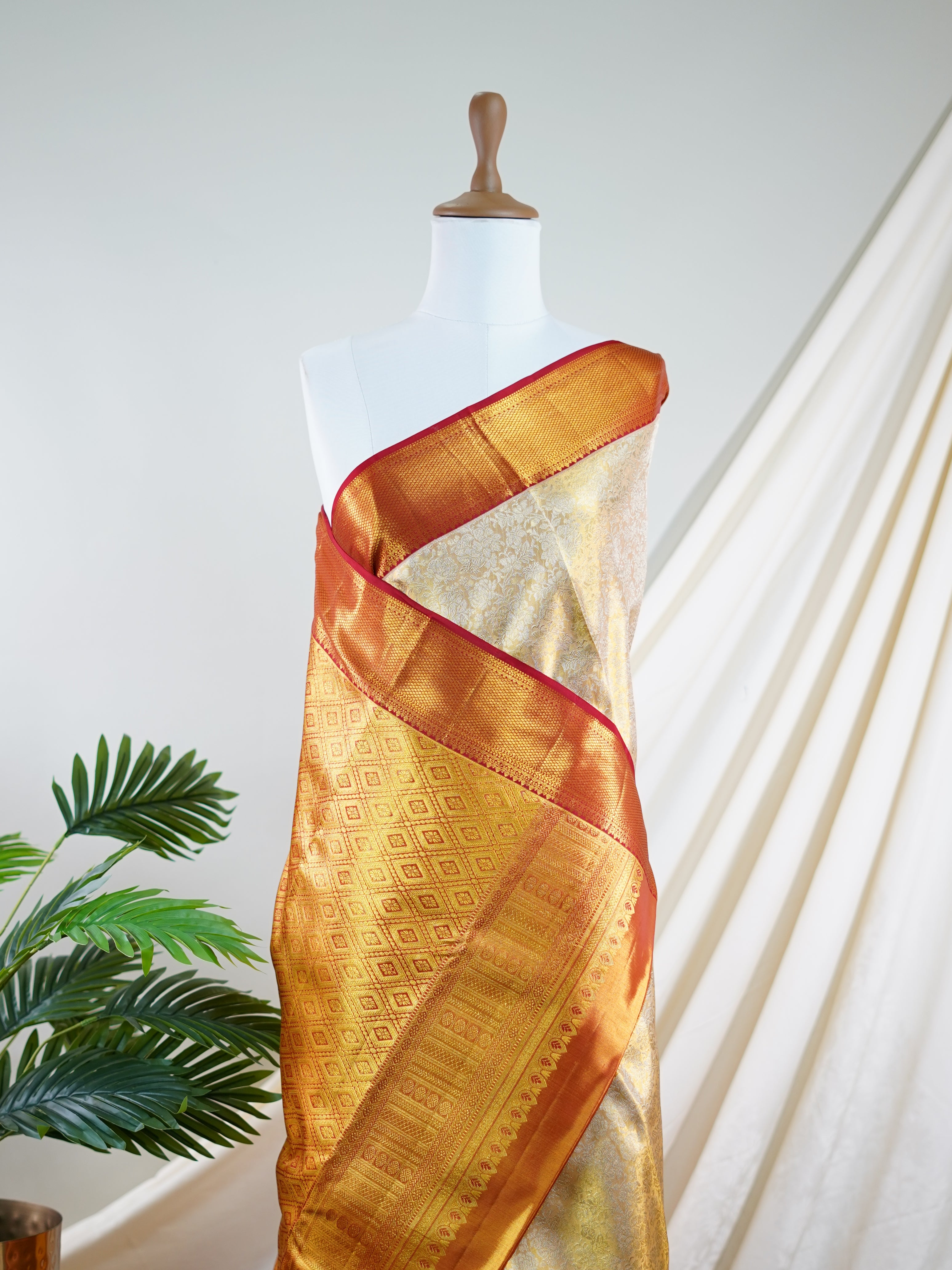 Kanchipuram Silk  100% Pure Silk  - Manoranjitham Weaves - Handloom Store