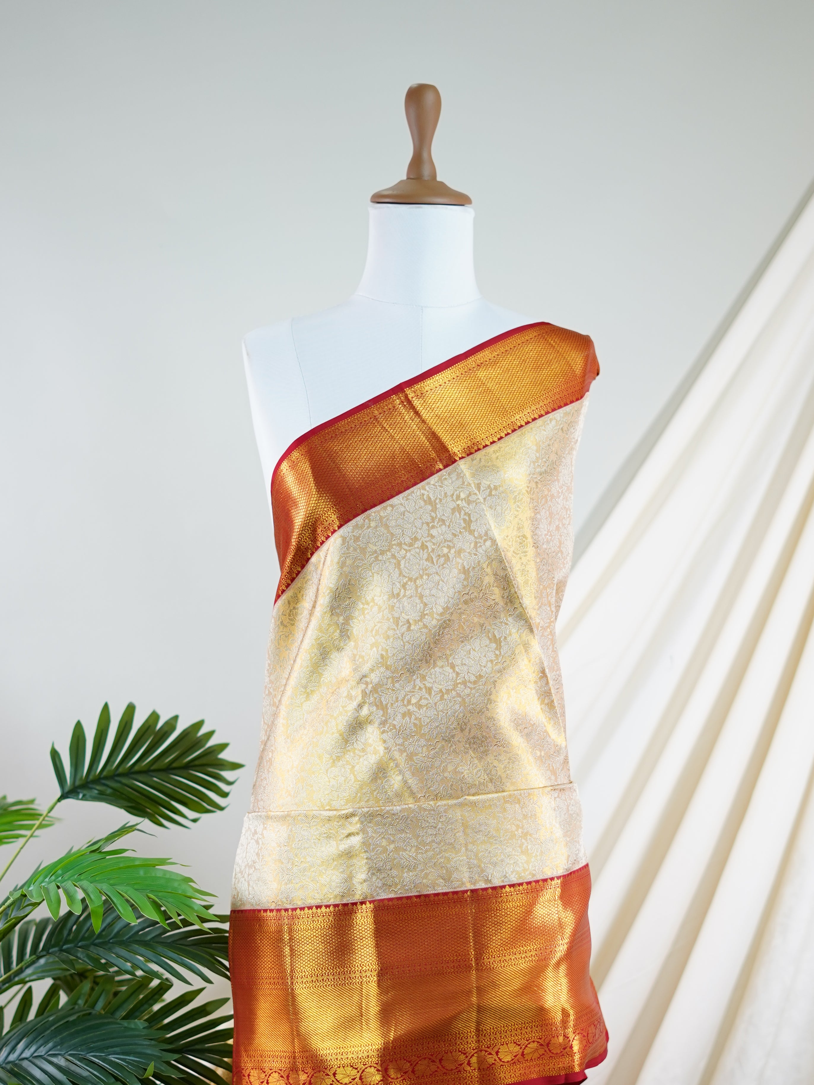 Kanchipuram Silk  100% Pure Silk  - Manoranjitham Weaves - Handloom Store