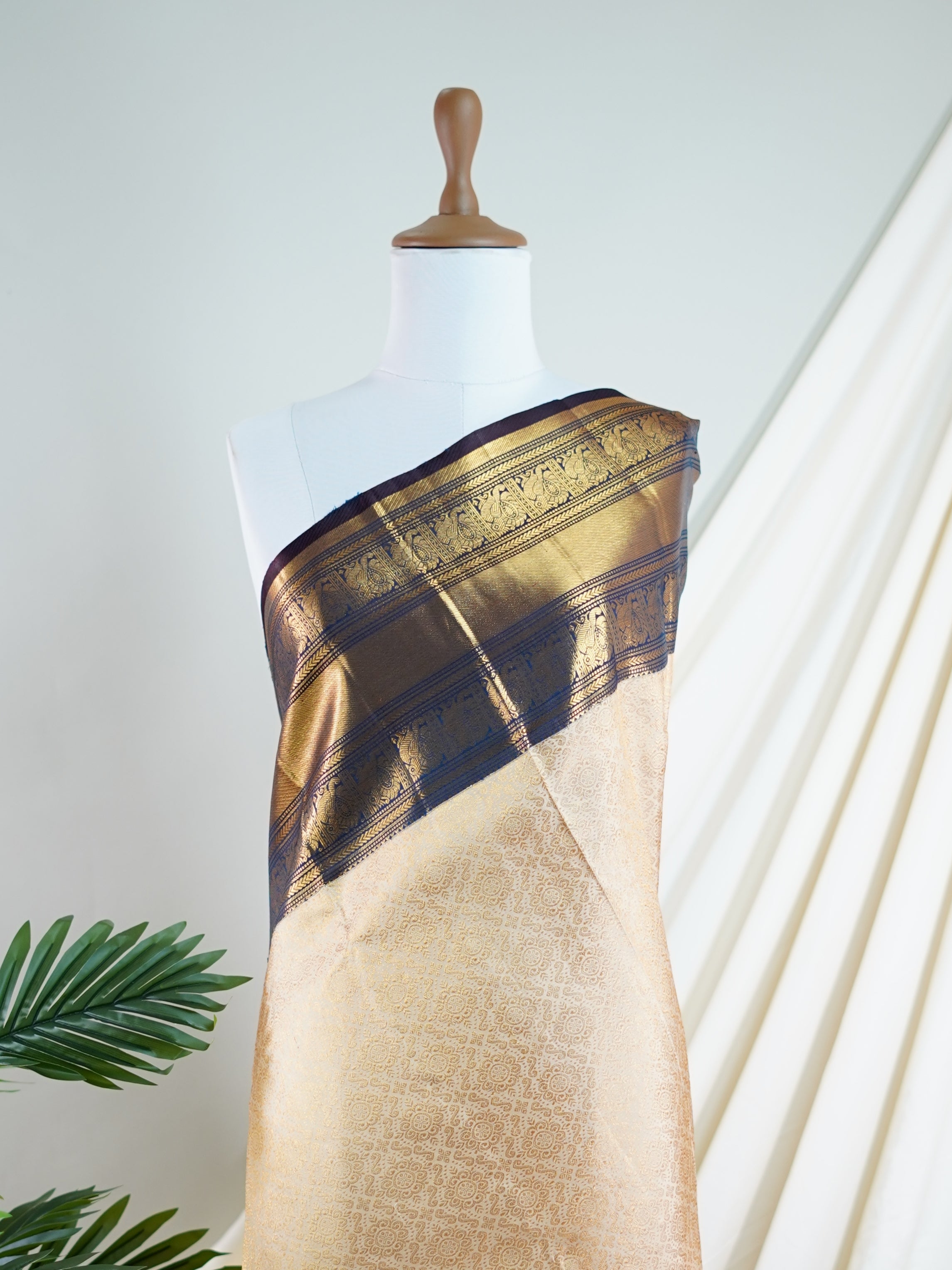 Kanchipuram Silk Light Brown 100% Pure Silk  - Manoranjitham Weaves - Handloom Store