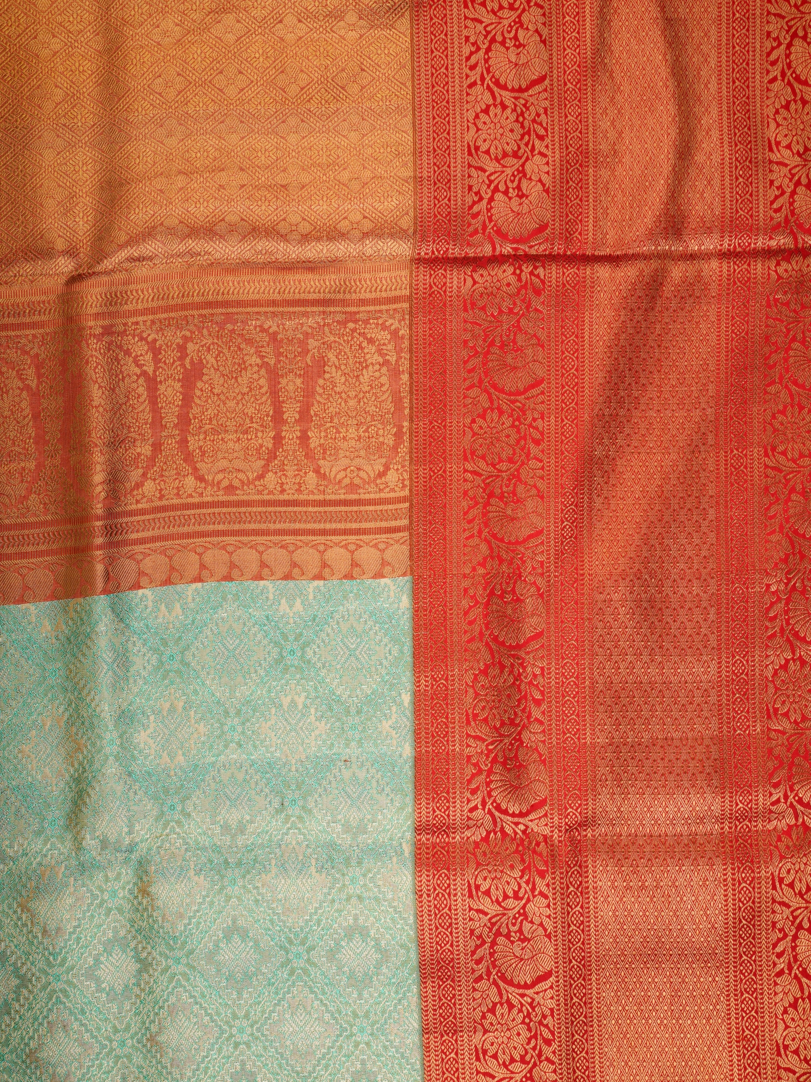 Kanchipuram Silk Green 100% Pure Silk  Manoranjitham Weaves - Handloom Store