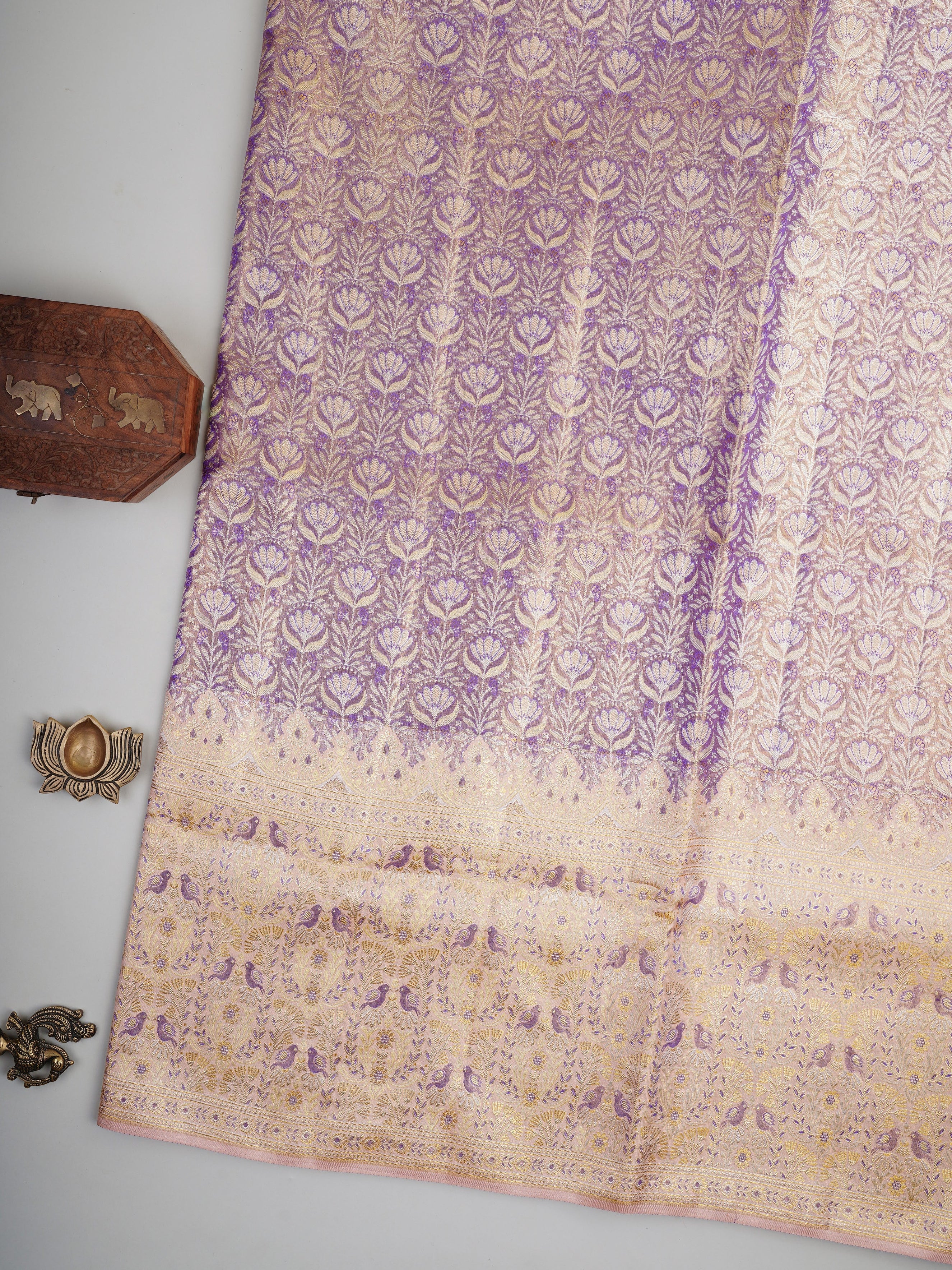 Kanchipuram Silk Lavender 100% Pure Silk  Manoranjitham Weaves - Handloom Store