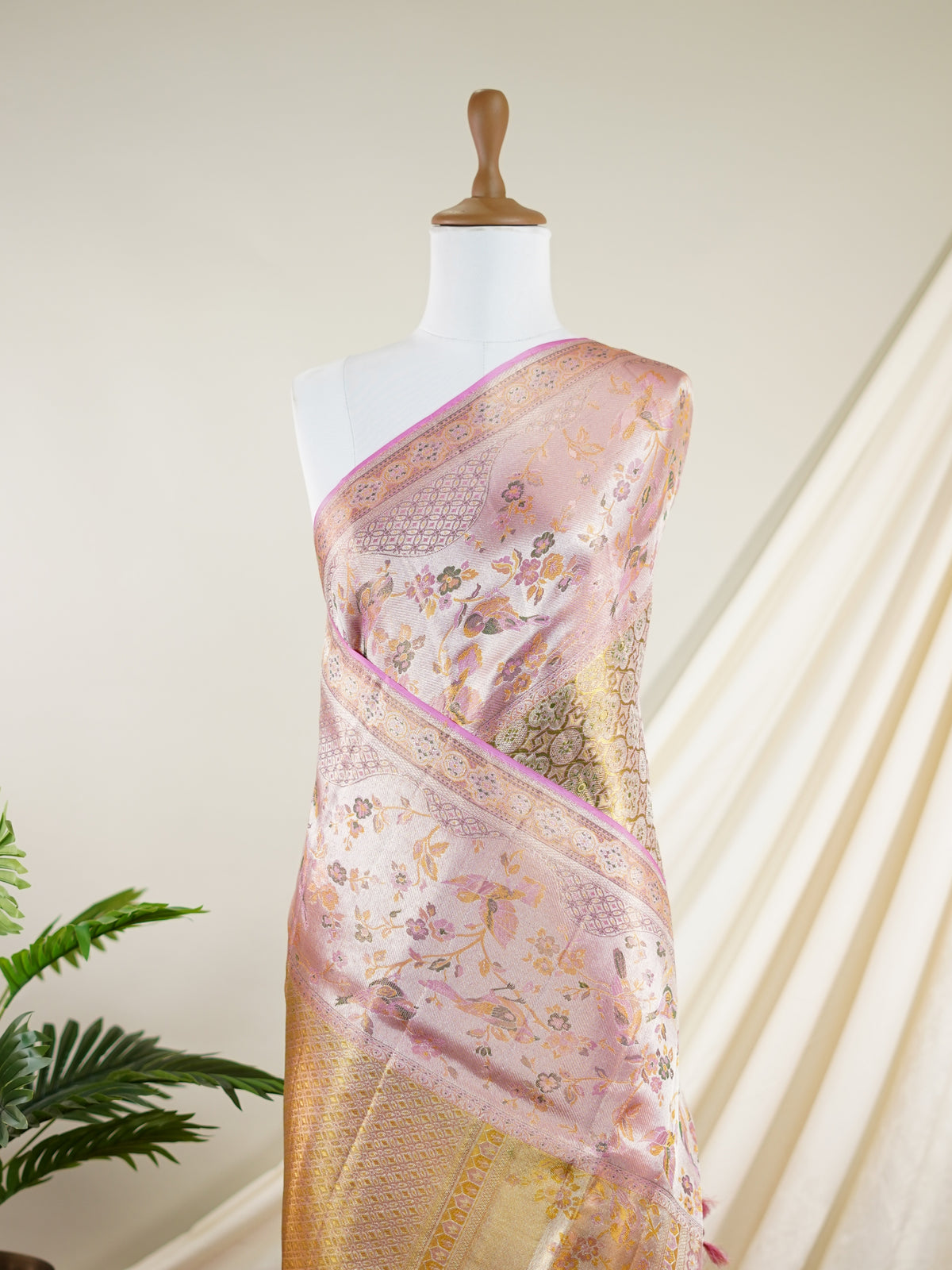 Kanchipuram Silk Golden 100% Pure Silk  - Manoranjitham Weaves - Handloom Store