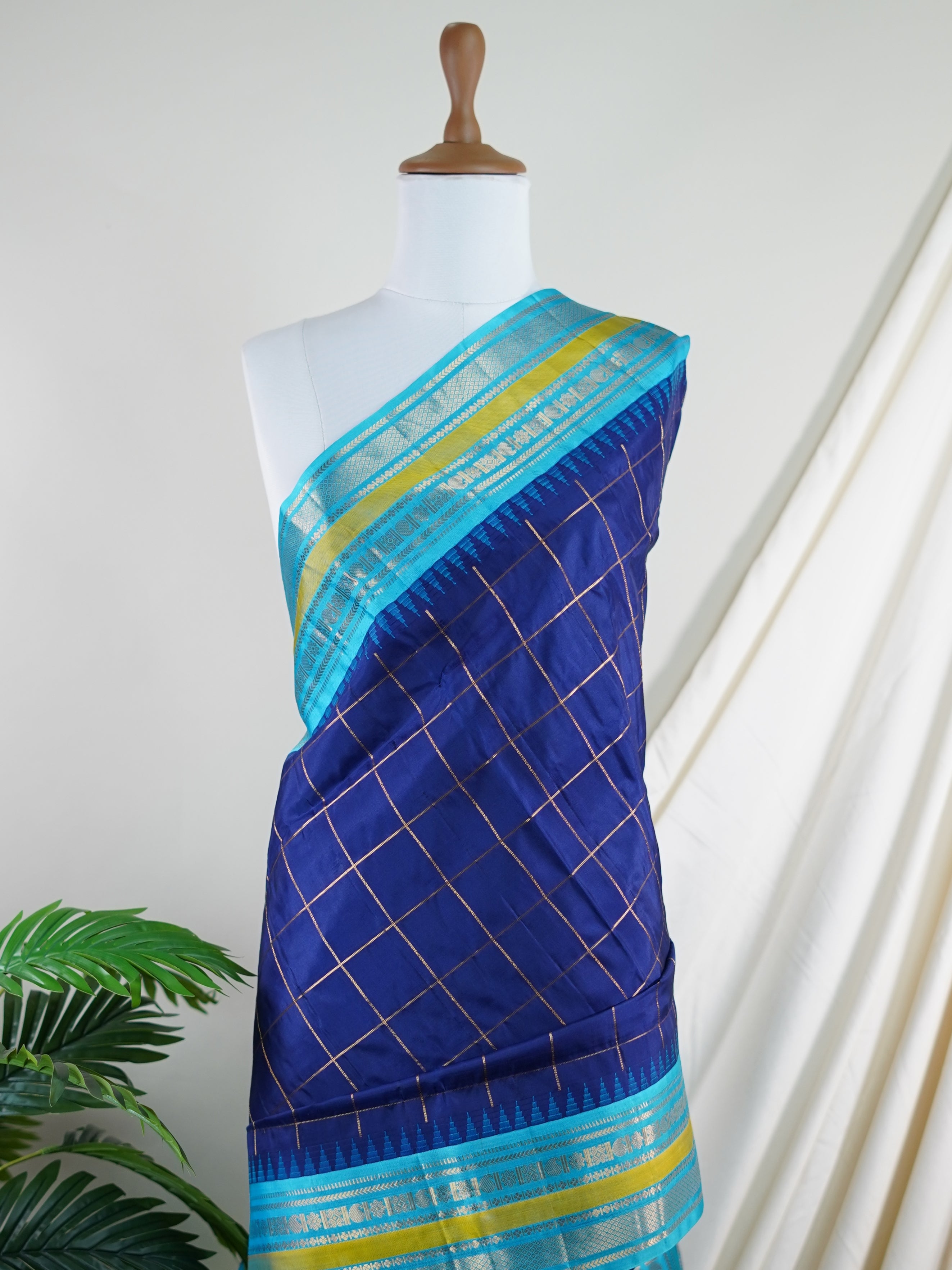 Gadwal Silk Royal Blue 100% Pure Silk  - Manoranjitham Weaves - Handloom Store