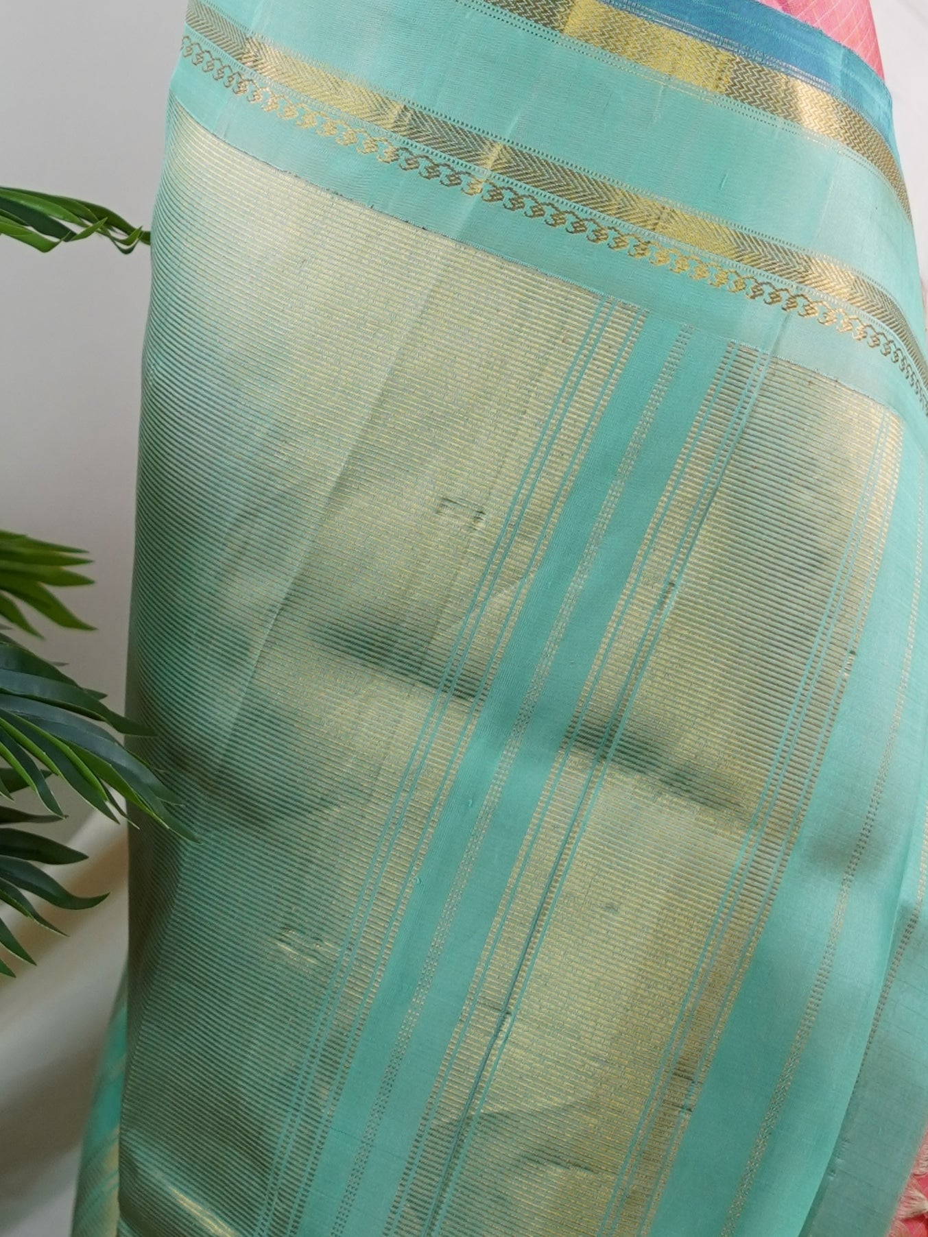 Gadwal Silk  100% Pure Silk  - Manoranjitham Weaves - Handloom Store