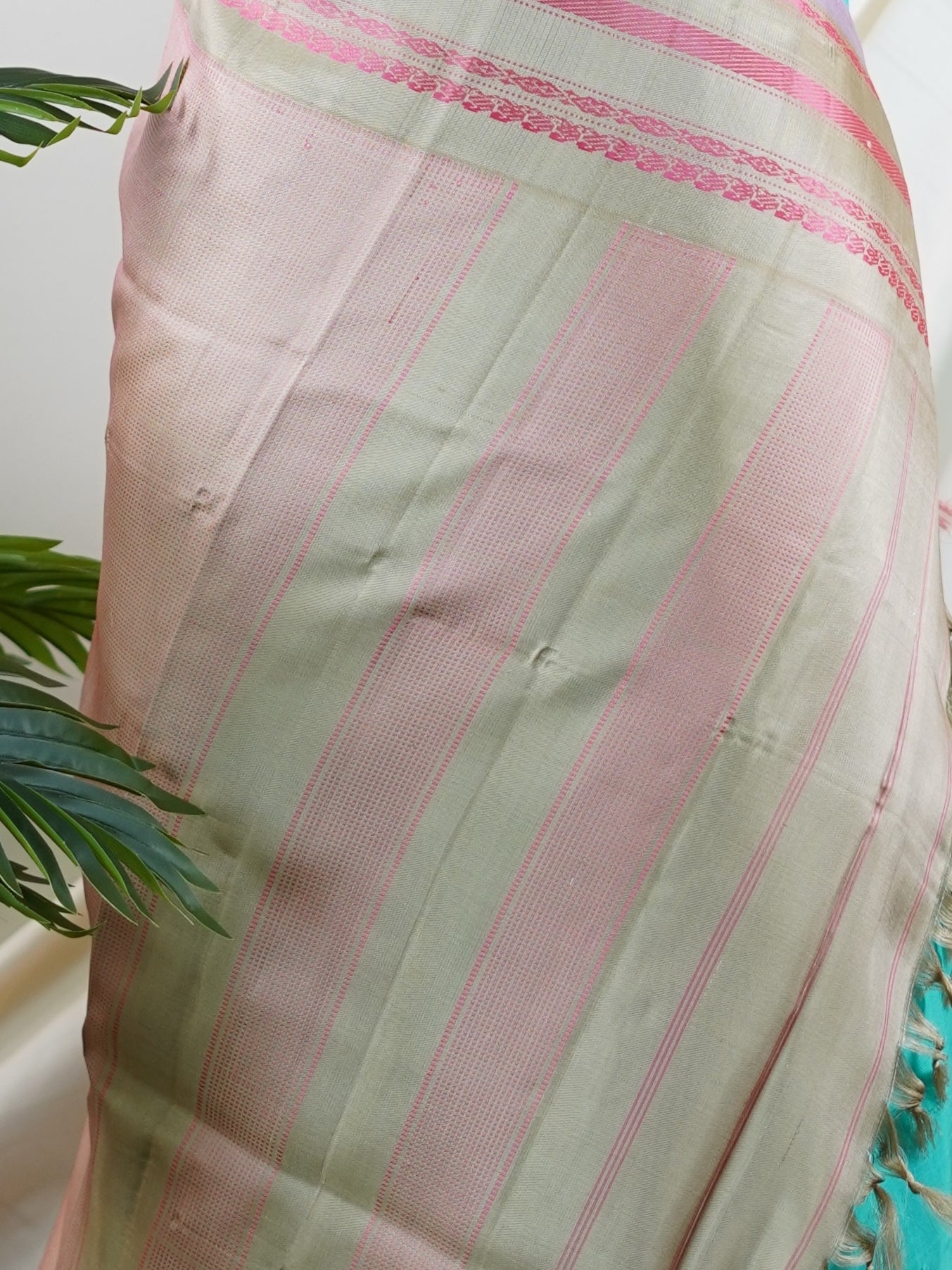 Gadwal Silk Blue 100% Pure Silk  - Manoranjitham Weaves - Handloom Store