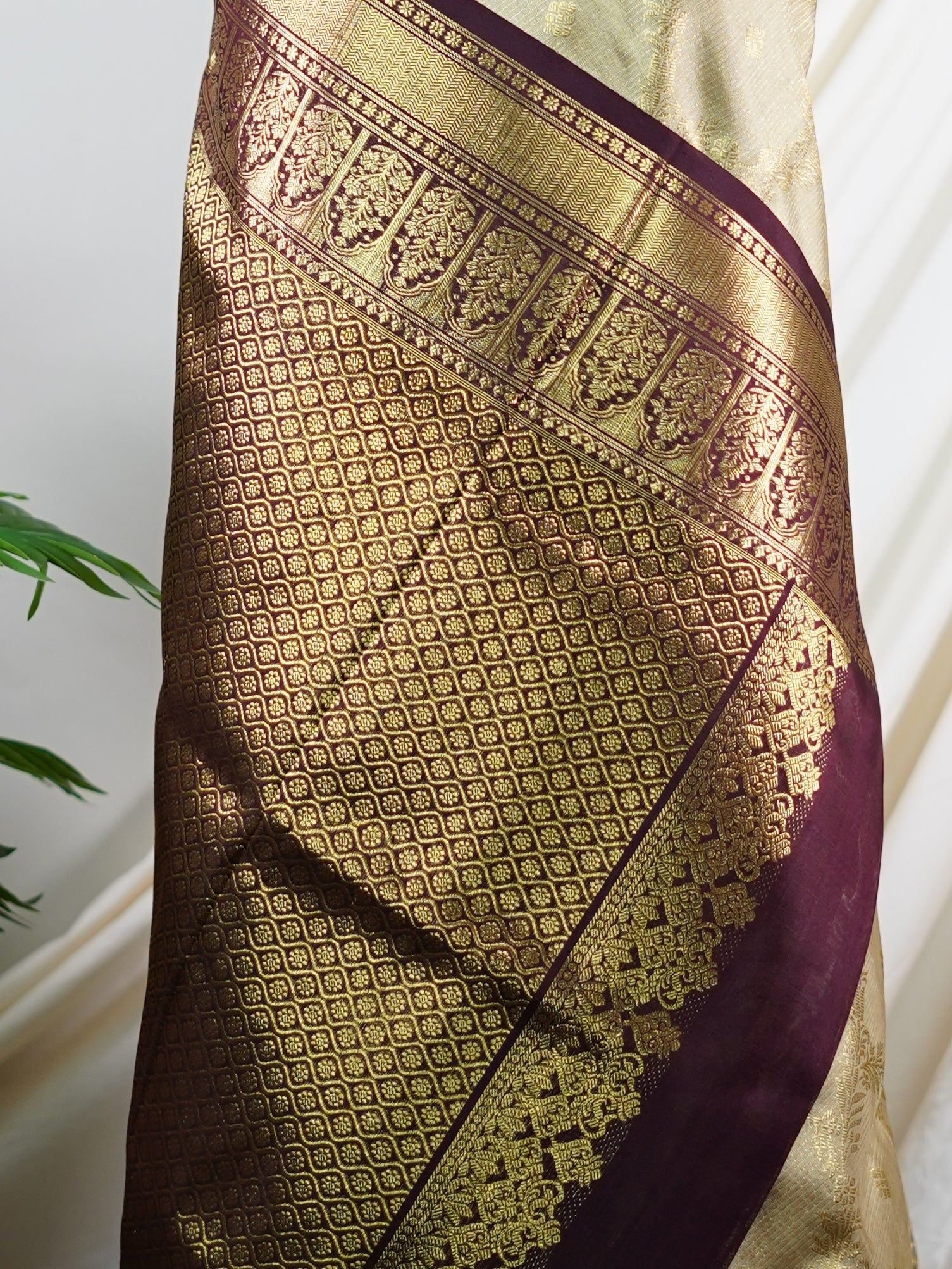 Venkatagiri Silk Beige 100% Pure Silk  - Manoranjitham Weaves - Handloom Store