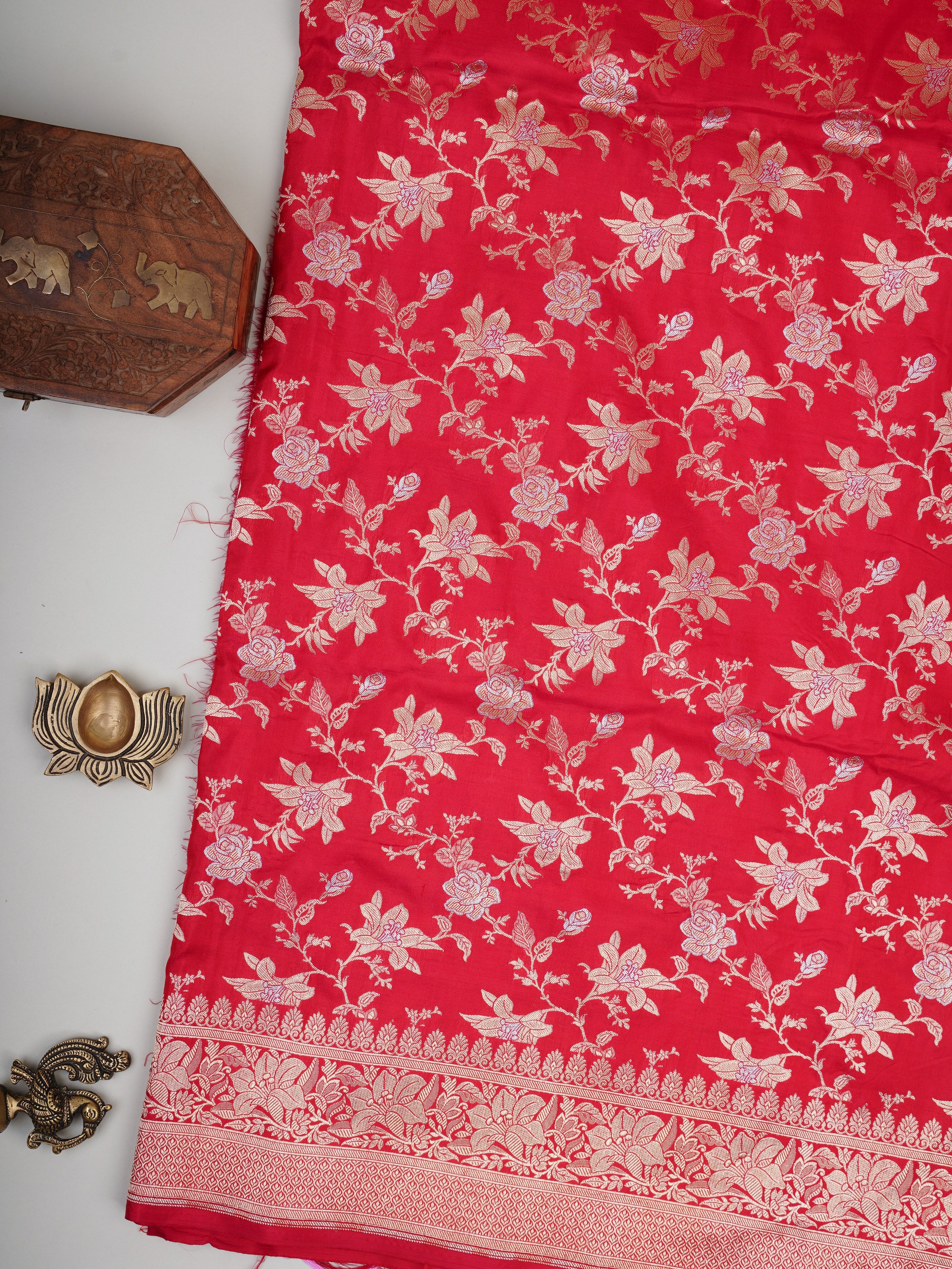 Katan Red 100% Pure Katan Silk Manoranjitham Weaves - Handloom Store
