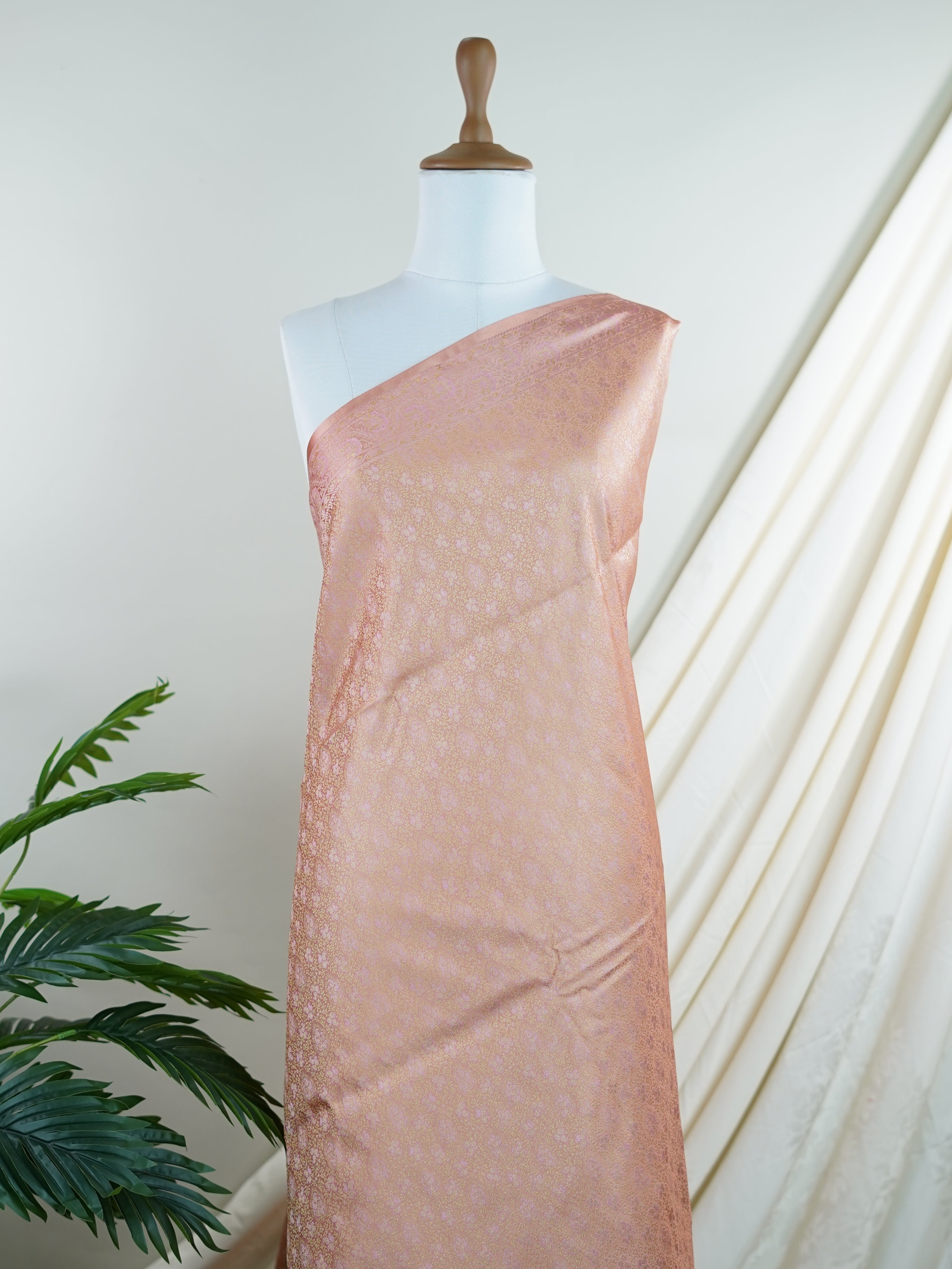 Katan Peach Semi Mushru - Manoranjitham Weaves - Handloom Store