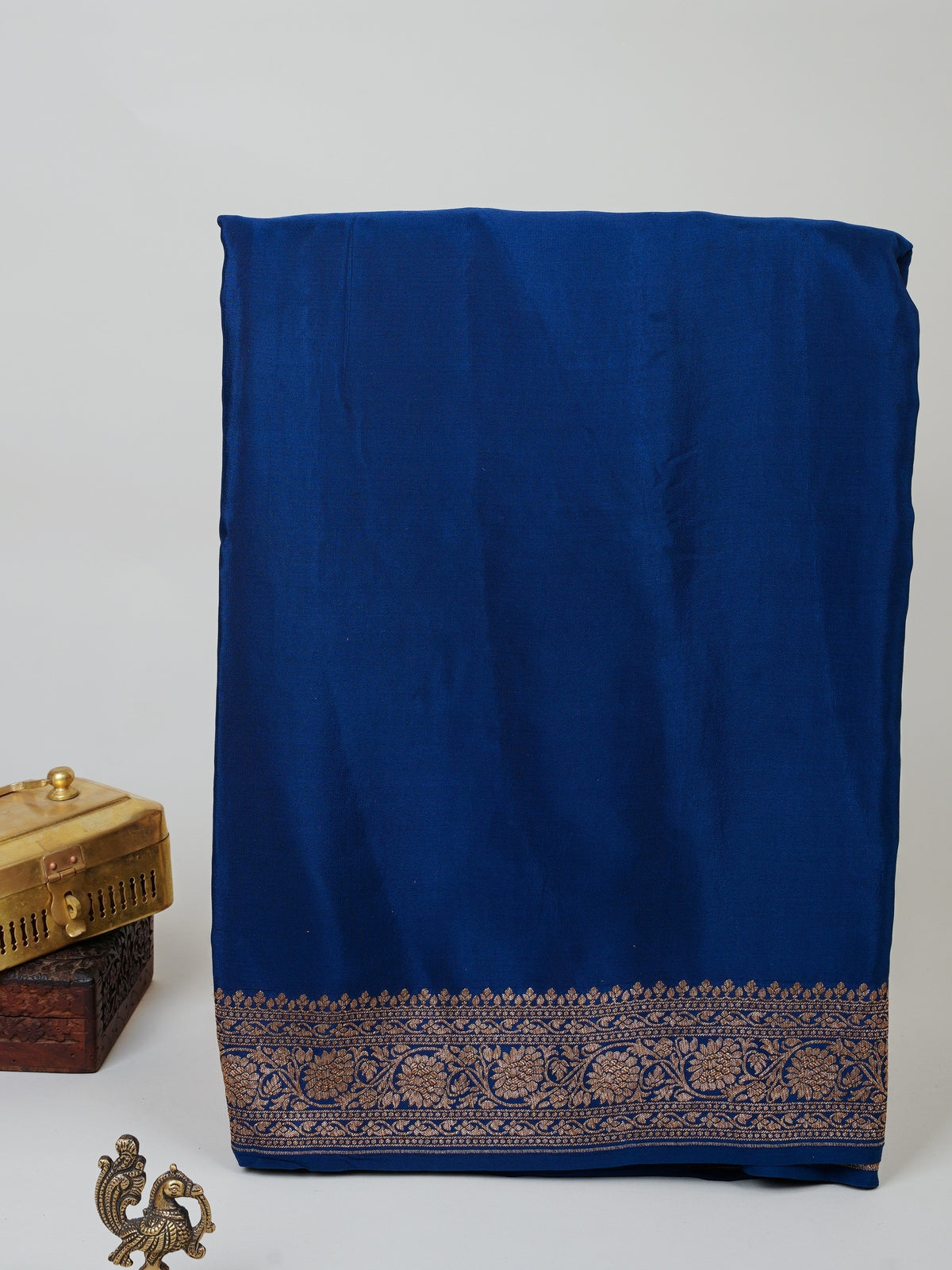 Crepe Peacock Blue 100% Pure Crepe - Manoranjitham Weaves - Handloom Store
