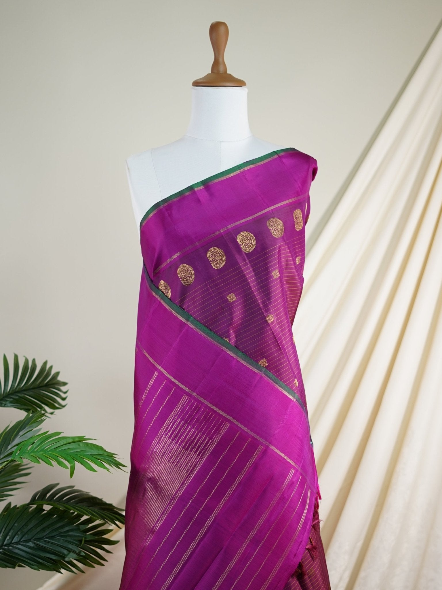 Kanchipuram Silk Magenta Pink 100% Pure Silk  - Manoranjitham Weaves - Handloom Store