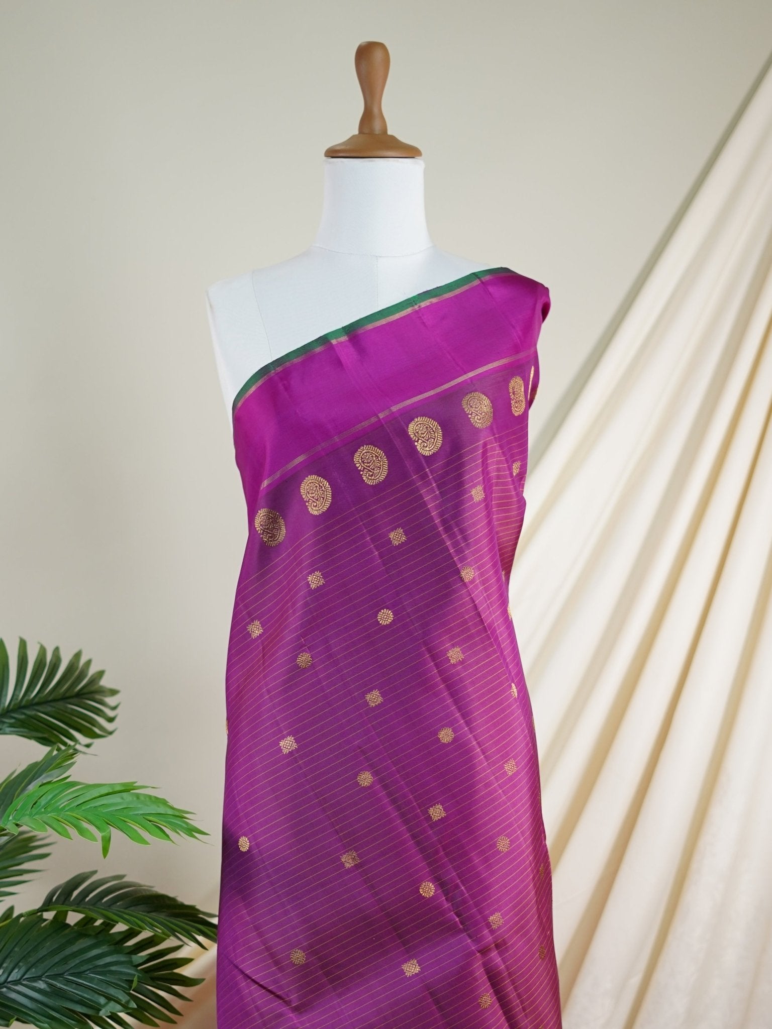 Kanchipuram Silk Magenta Pink 100% Pure Silk  - Manoranjitham Weaves - Handloom Store