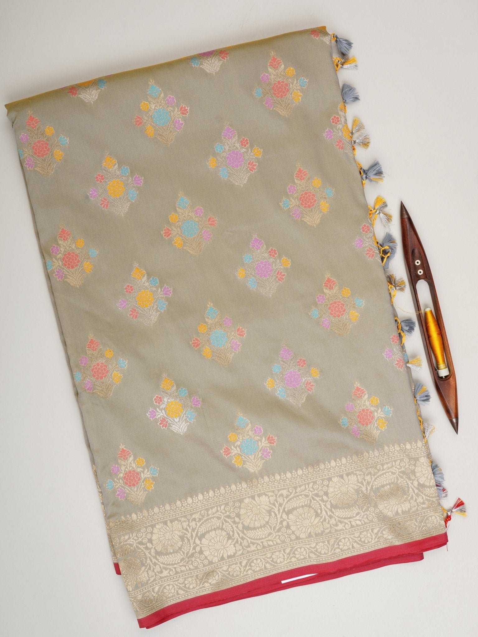 Katan Grey Katan Semi Silk Manoranjitham Weaves - Handloom Store