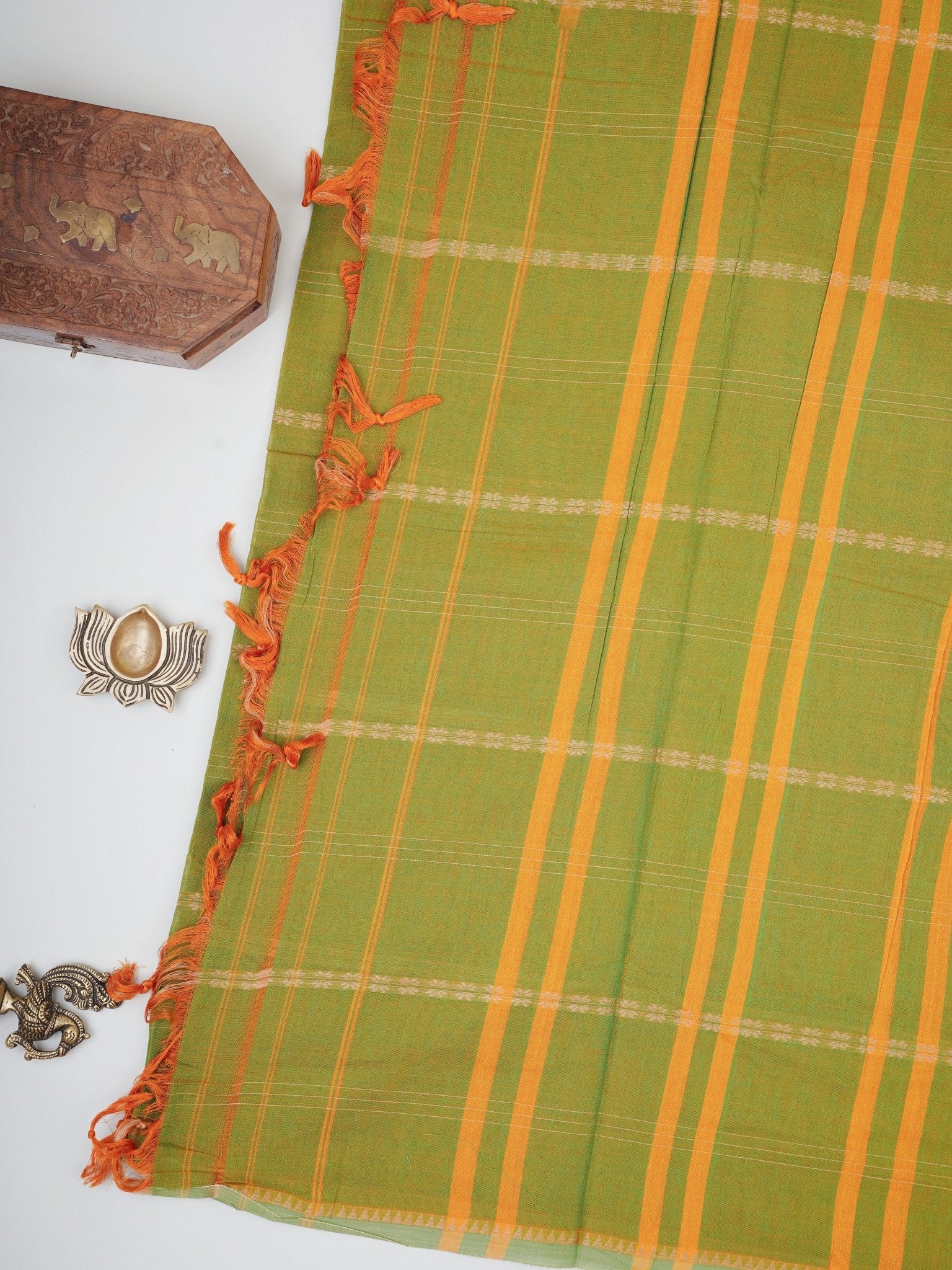 Narayanpet  100% Handspun Cotton - Manoranjitham Weaves - Handloom Store