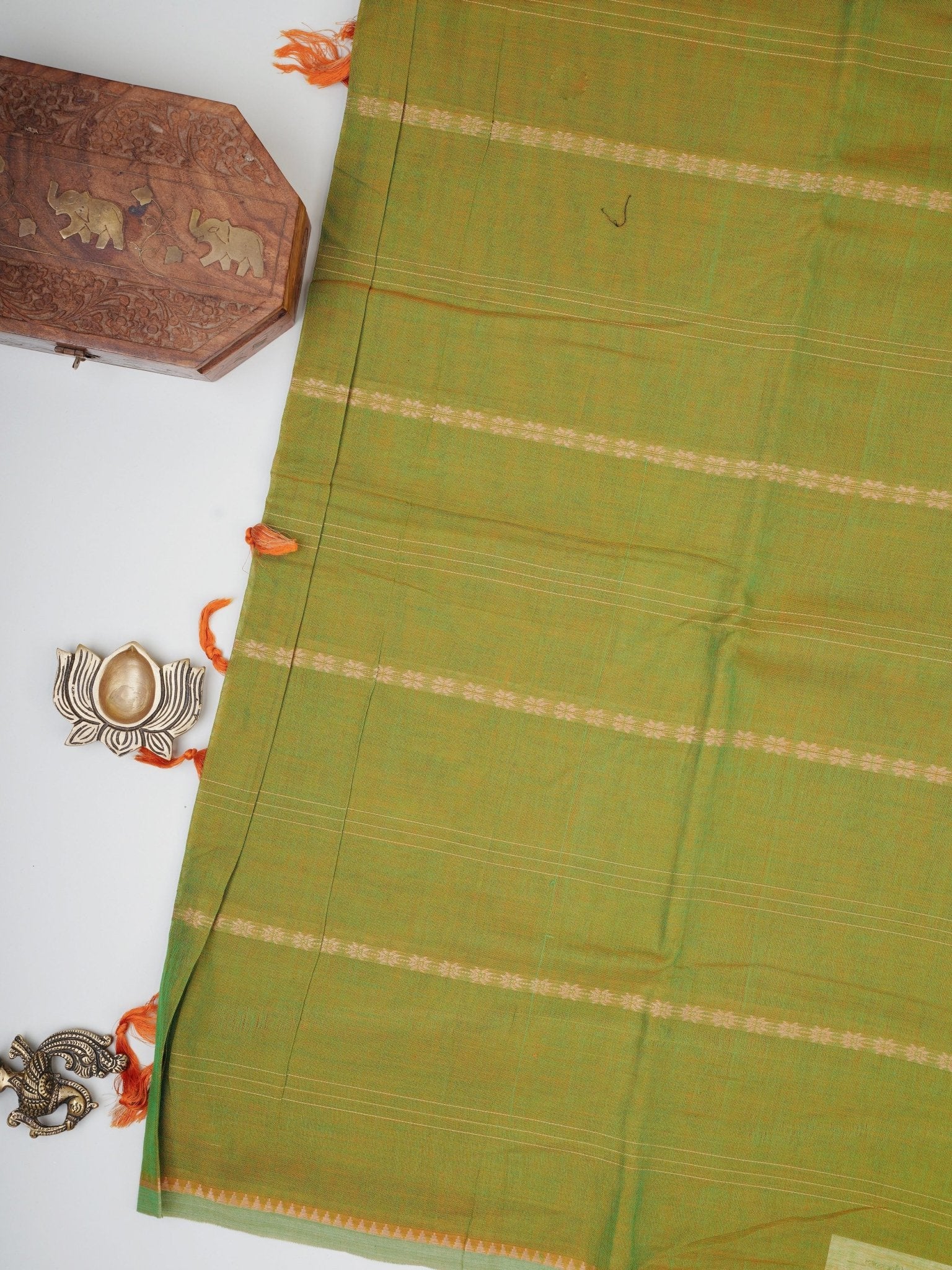 Narayanpet  100% Handspun Cotton - Manoranjitham Weaves - Handloom Store