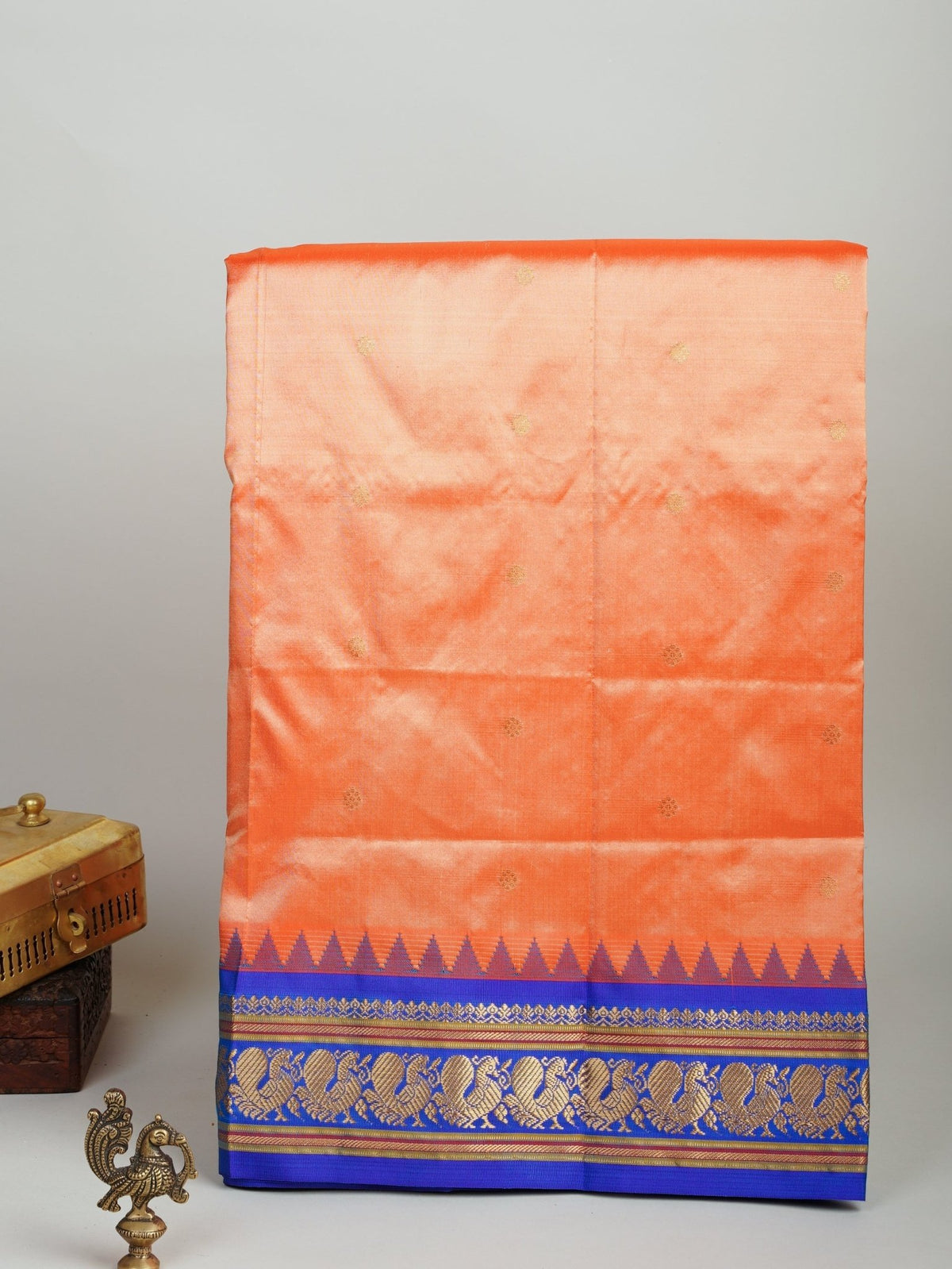 Narayanpet Orange 100% Pure Silk  - Manoranjitham Weaves - Handloom Store