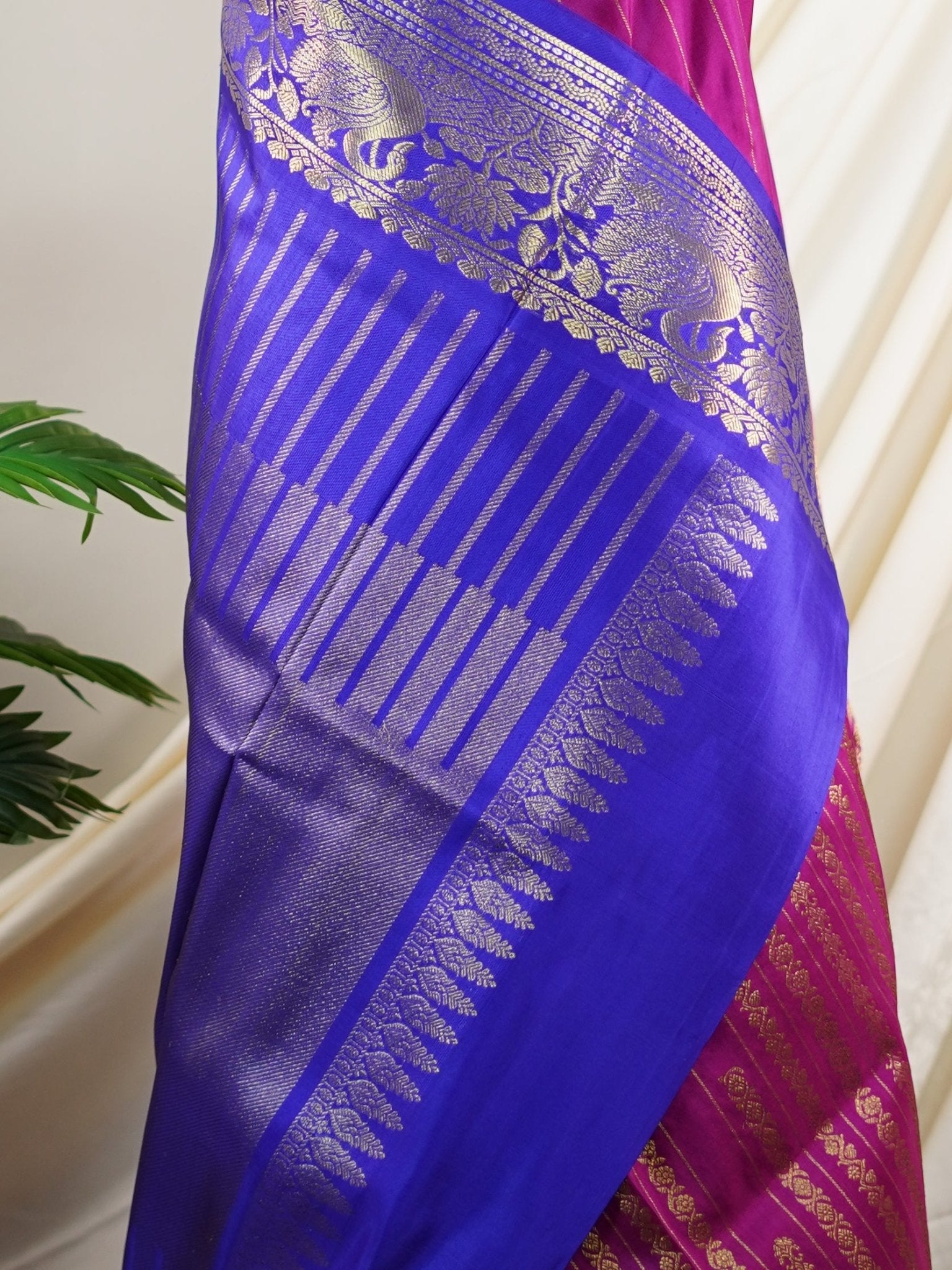Venkatagiri Silk Purple 100% Pure Silk  - Manoranjitham Weaves - Handloom Store