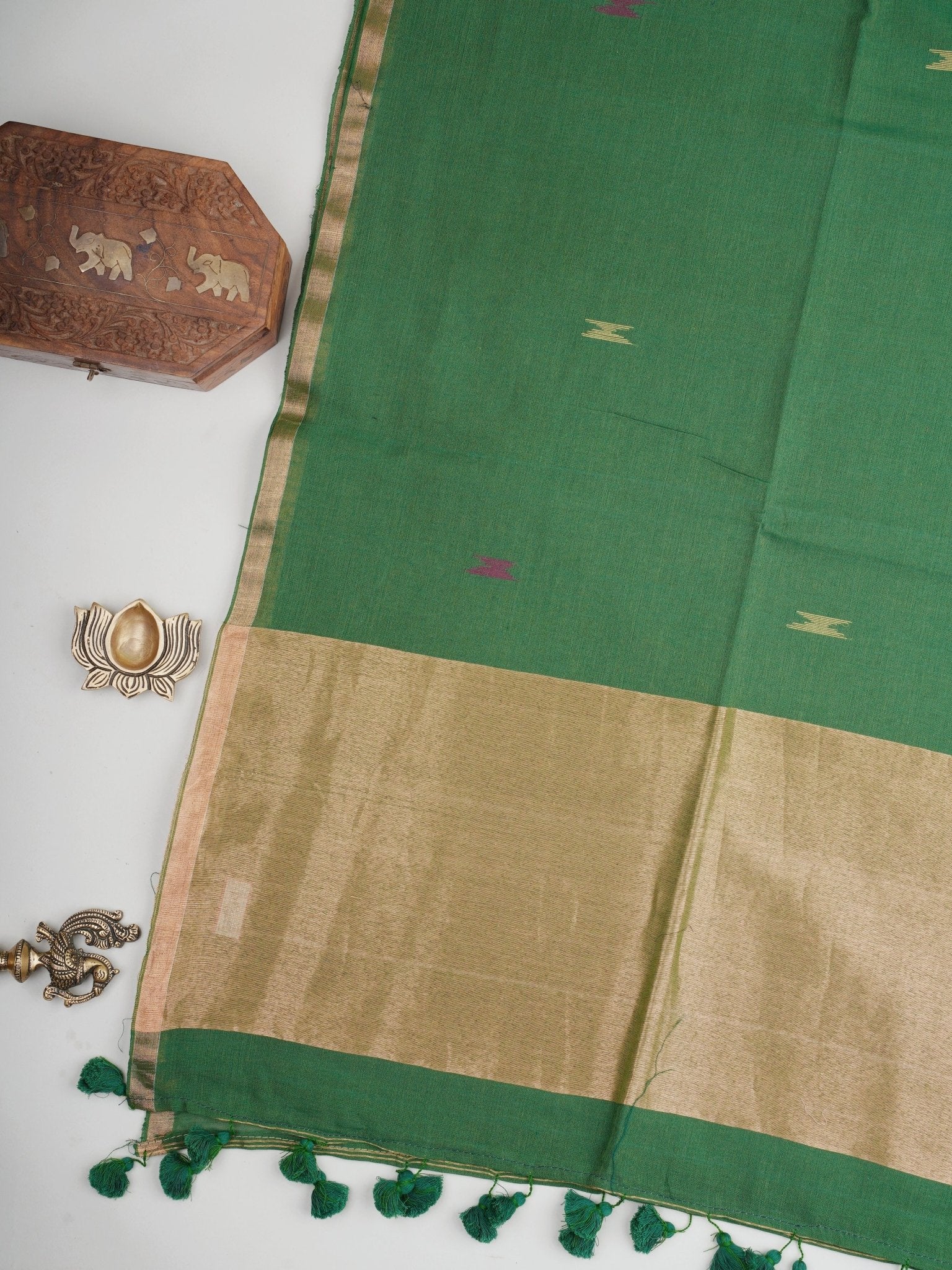 Cotton Green 100% Pure Cotton Manoranjitham Weaves - Handloom Store