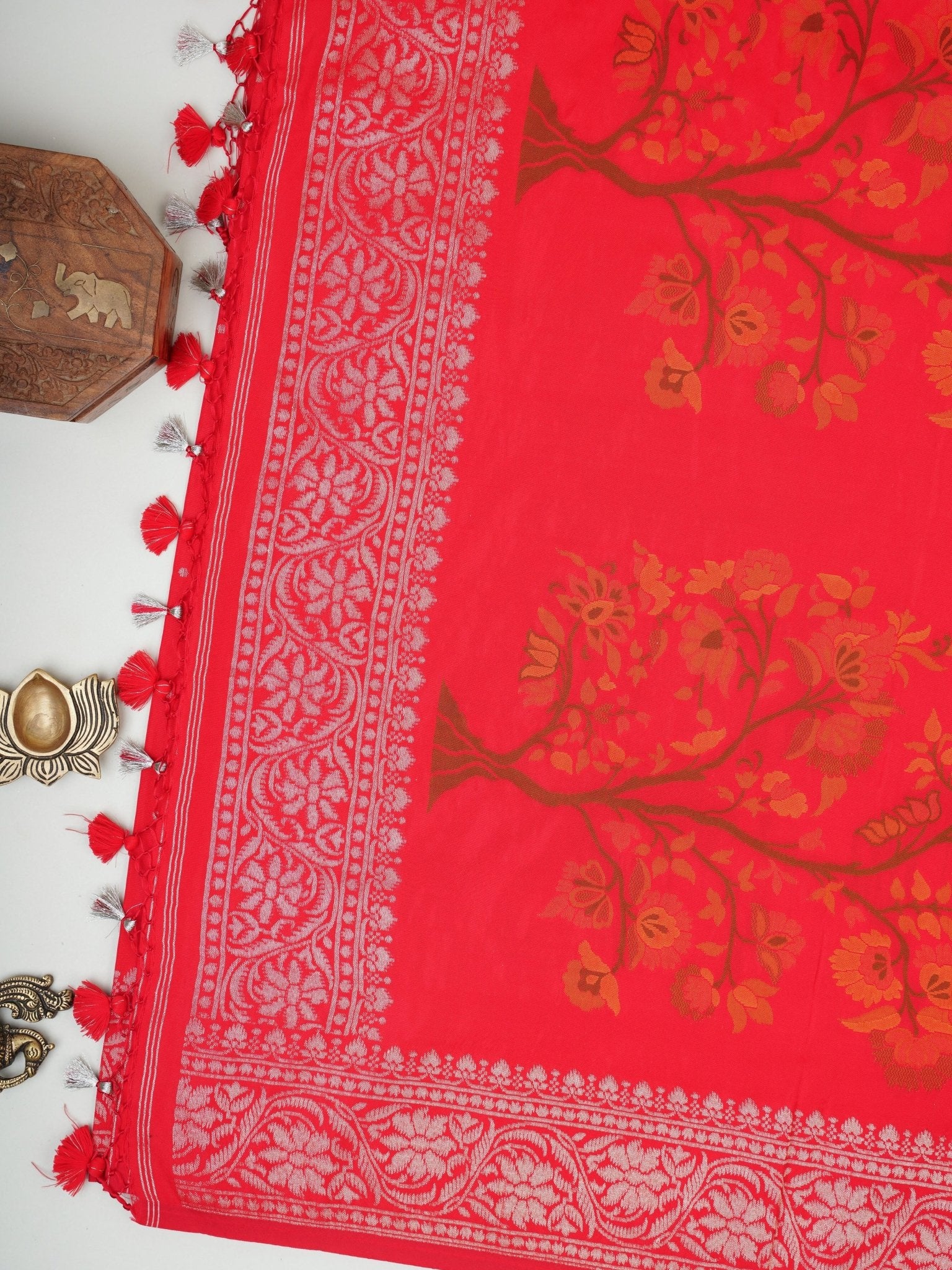 Katan Red Katan Semi Silk Manoranjitham Weaves - Handloom Store