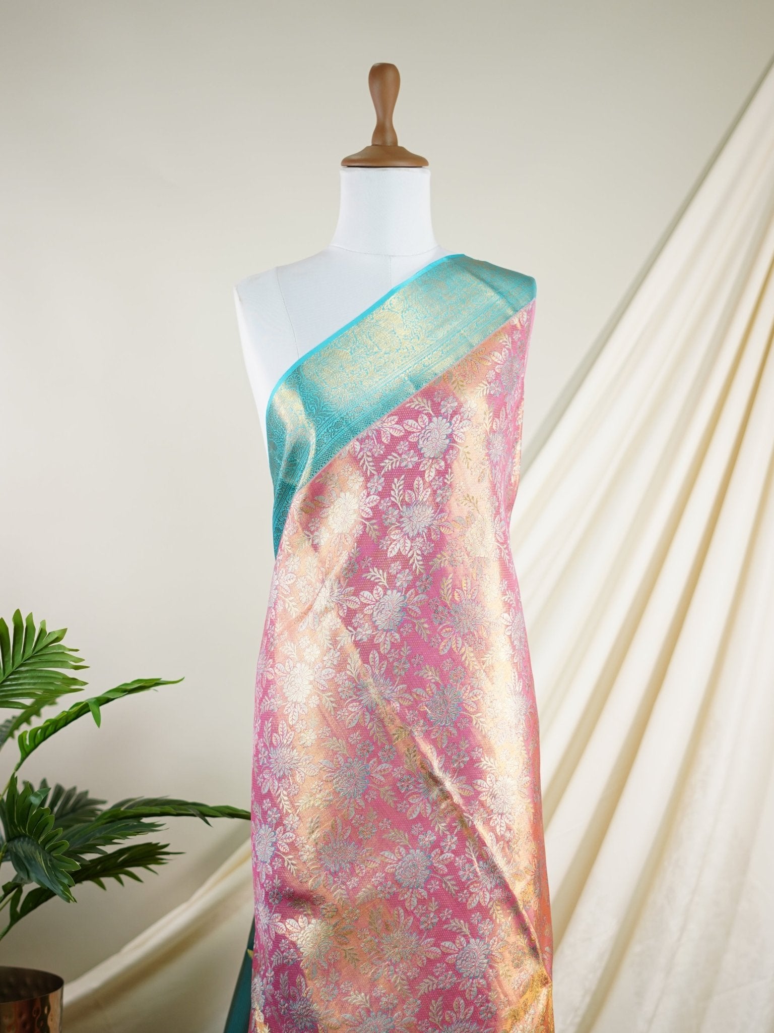 Kanchipuram Silk pink 100% Pure Silk  - Manoranjitham Weaves - Handloom Store