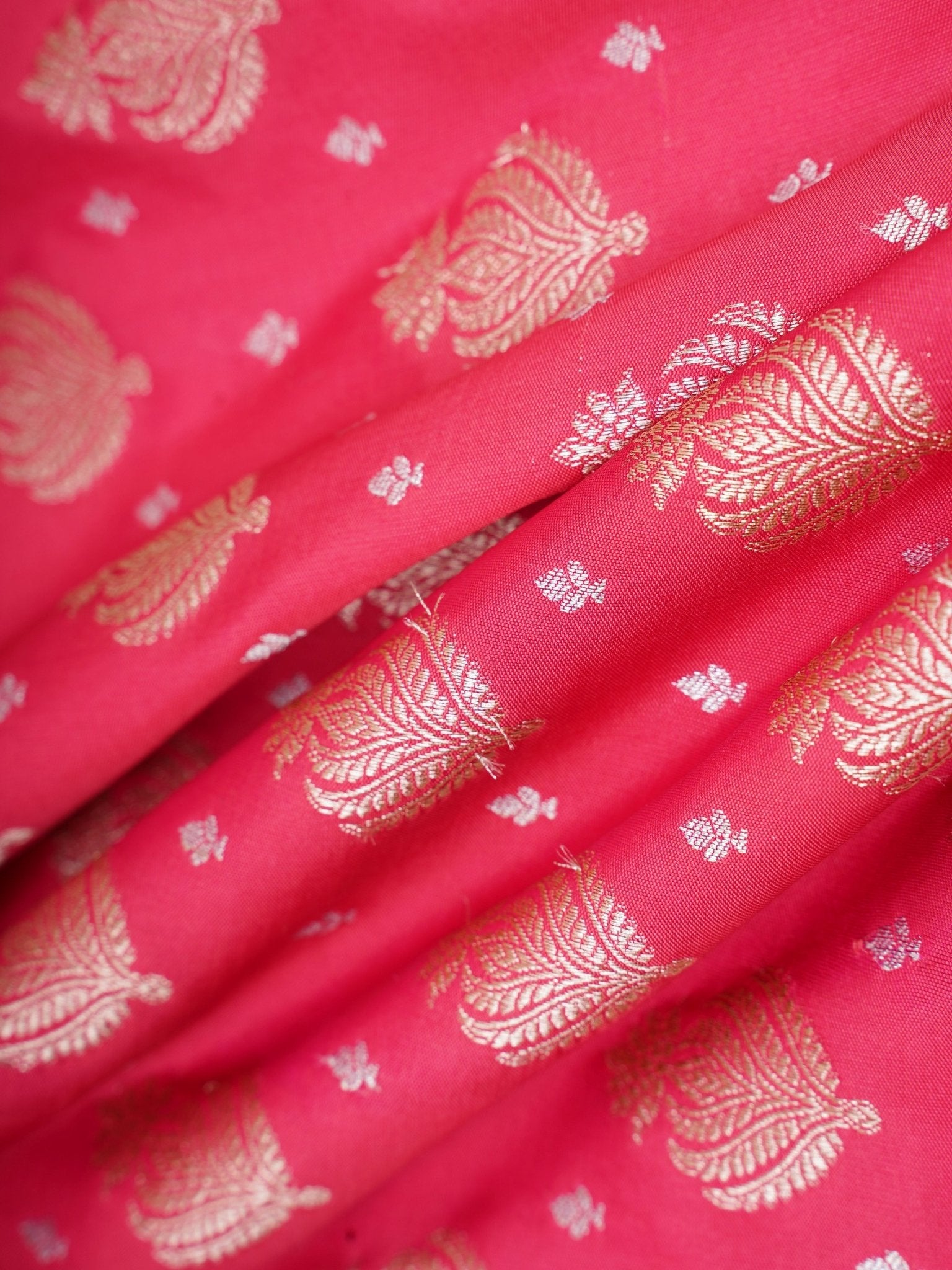 Katan Pink Katan Semi Silk Manoranjitham Weaves - Handloom Store