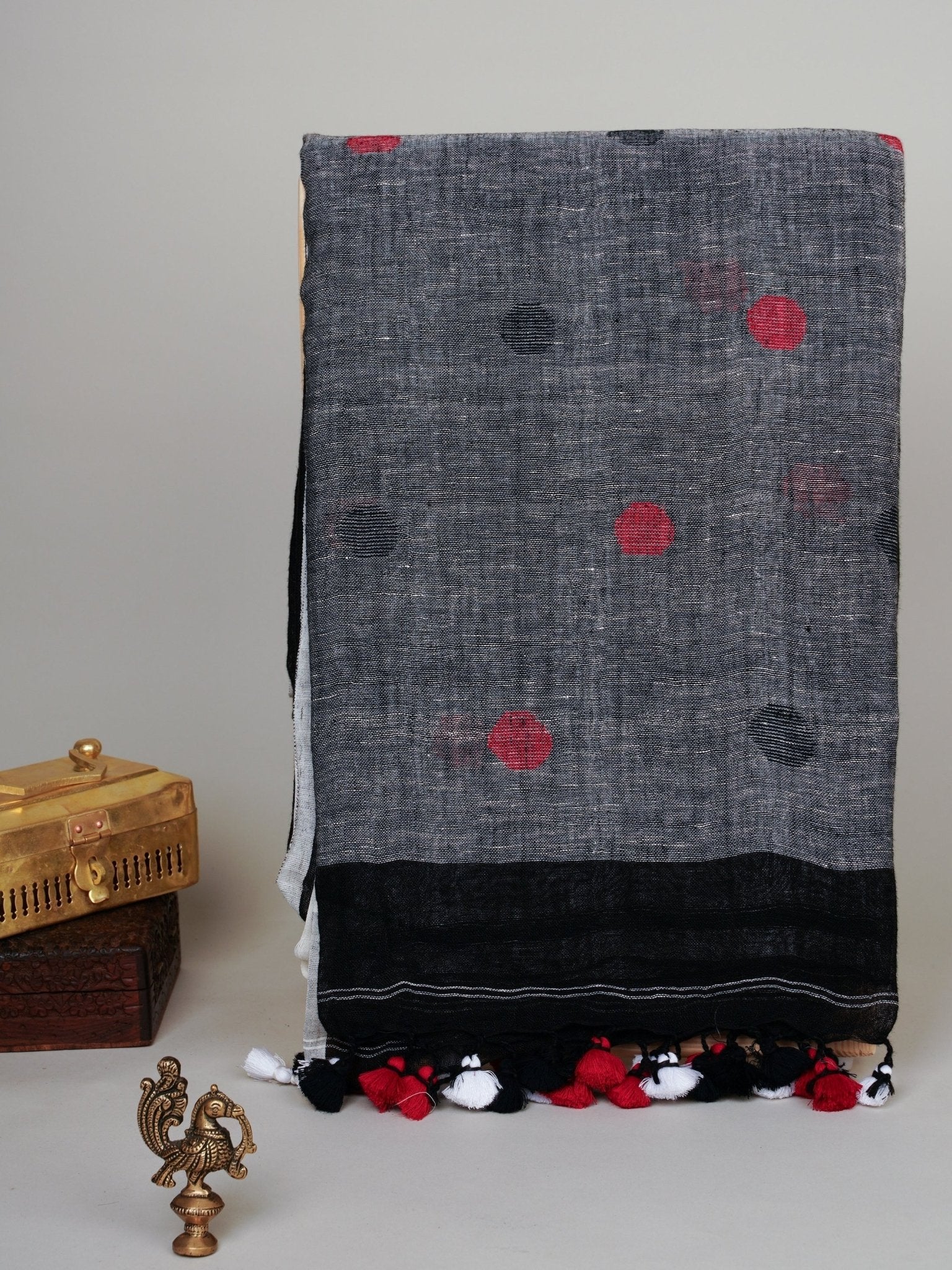 Linen Black 100% Pure Linen Manoranjitham Weaves - Handloom Store