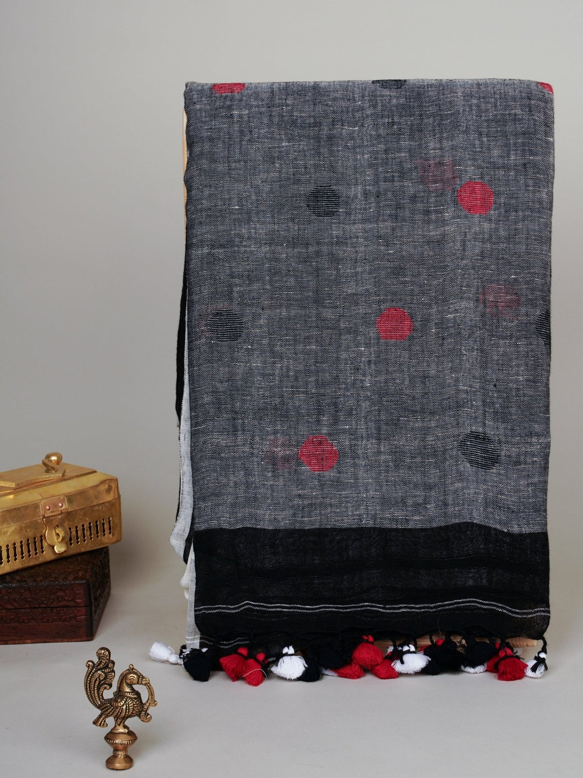 Linen Black 100% Pure Linen Manoranjitham Weaves - Handloom Store