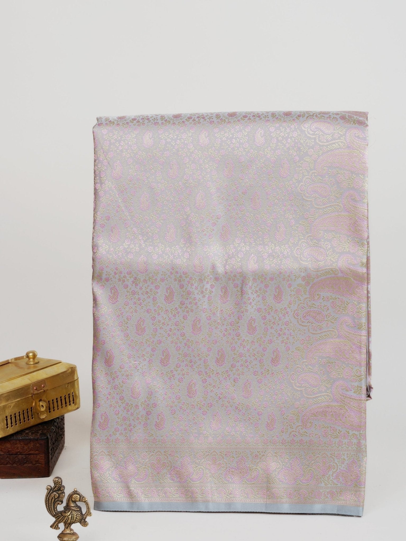 Katan Grey Semi Mushru - Manoranjitham Weaves - Handloom Store