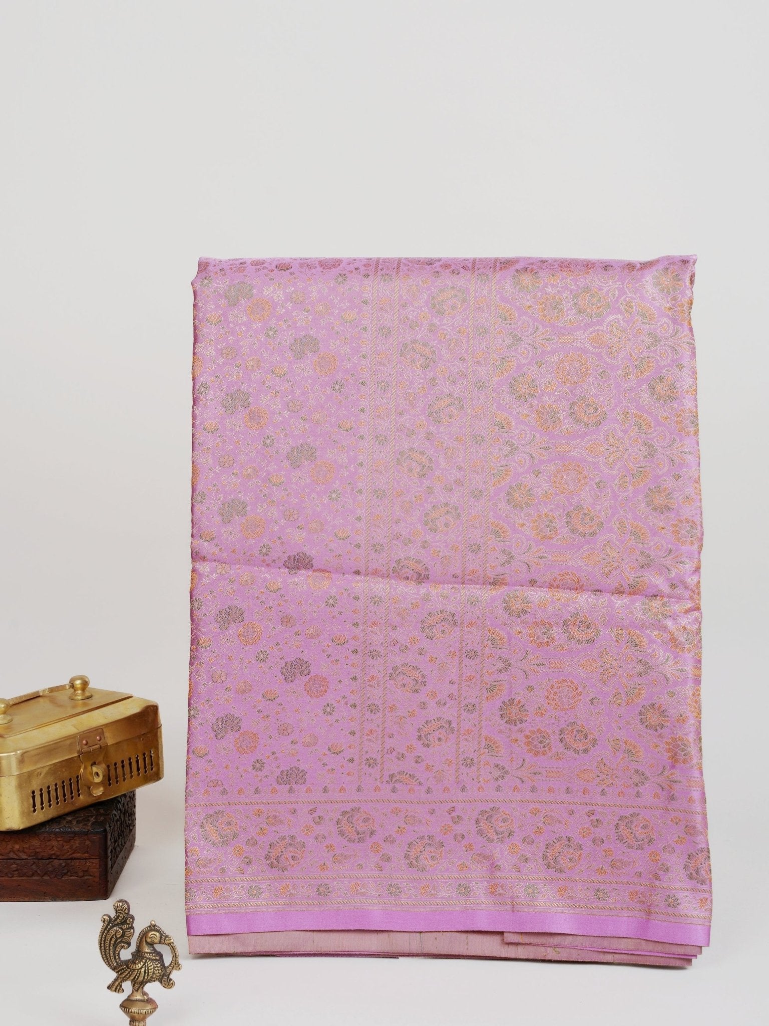Katan Lavender Semi Mushru - Manoranjitham Weaves - Handloom Store