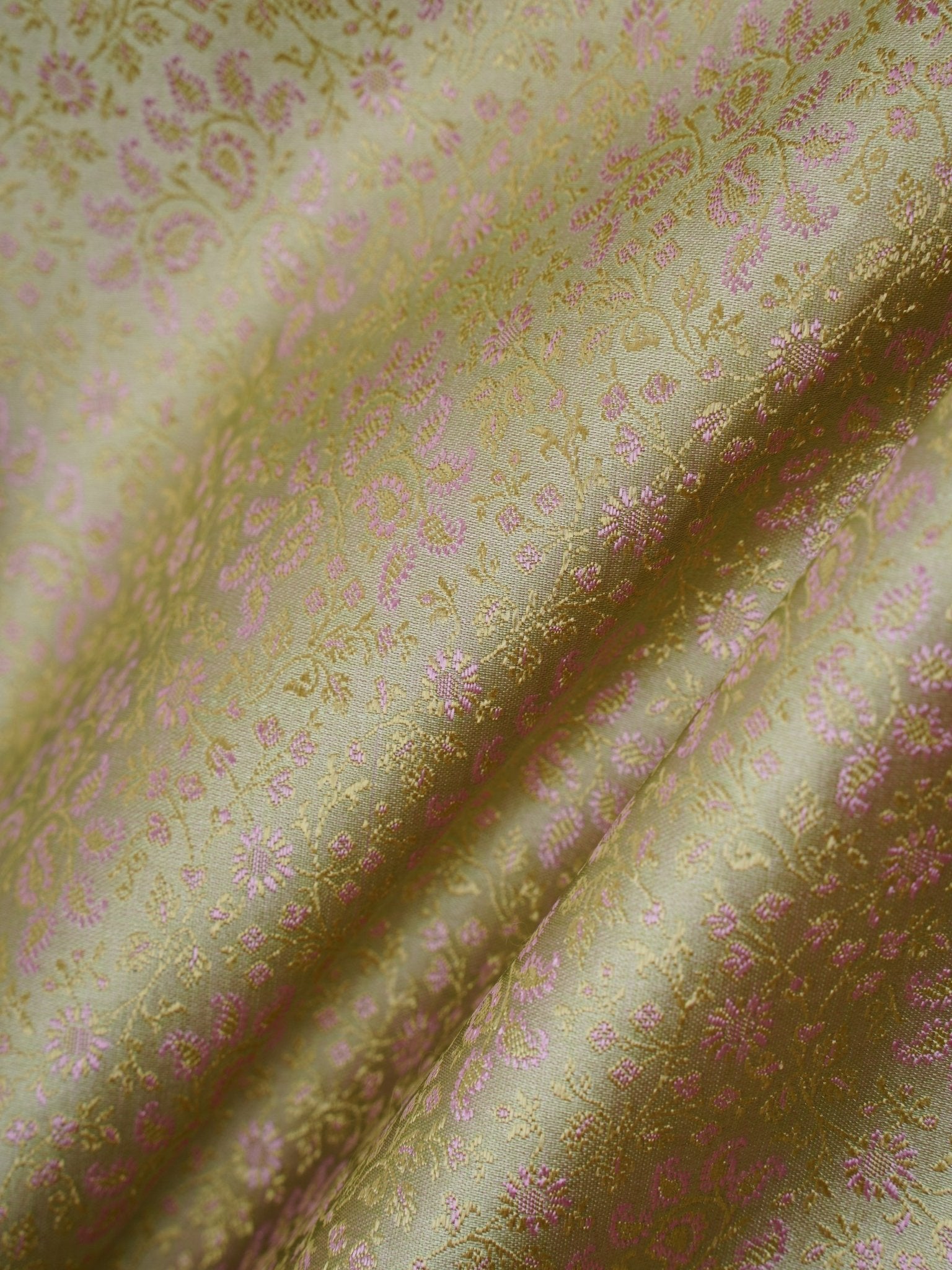 Katan Pista Green Semi Mushru - Manoranjitham Weaves - Handloom Store