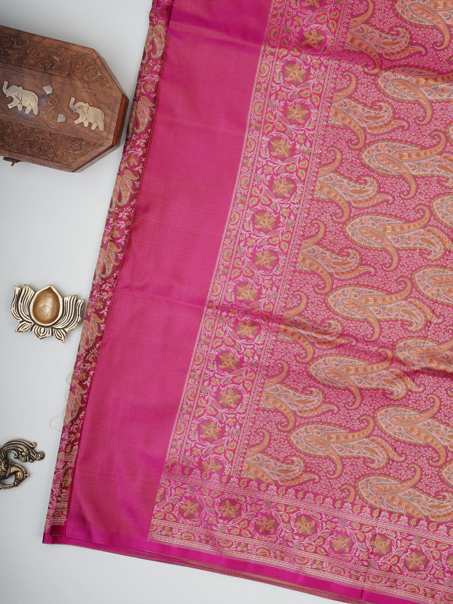 Katan Pink Semi Mushru - Manoranjitham Weaves - Handloom Store
