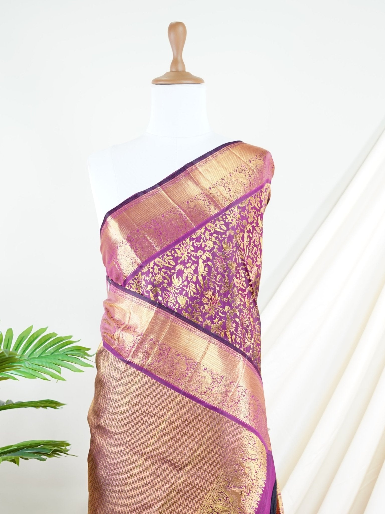 Kanchipuram Silk wine 100% Pure Silk  - Manoranjitham Weaves - Handloom Store