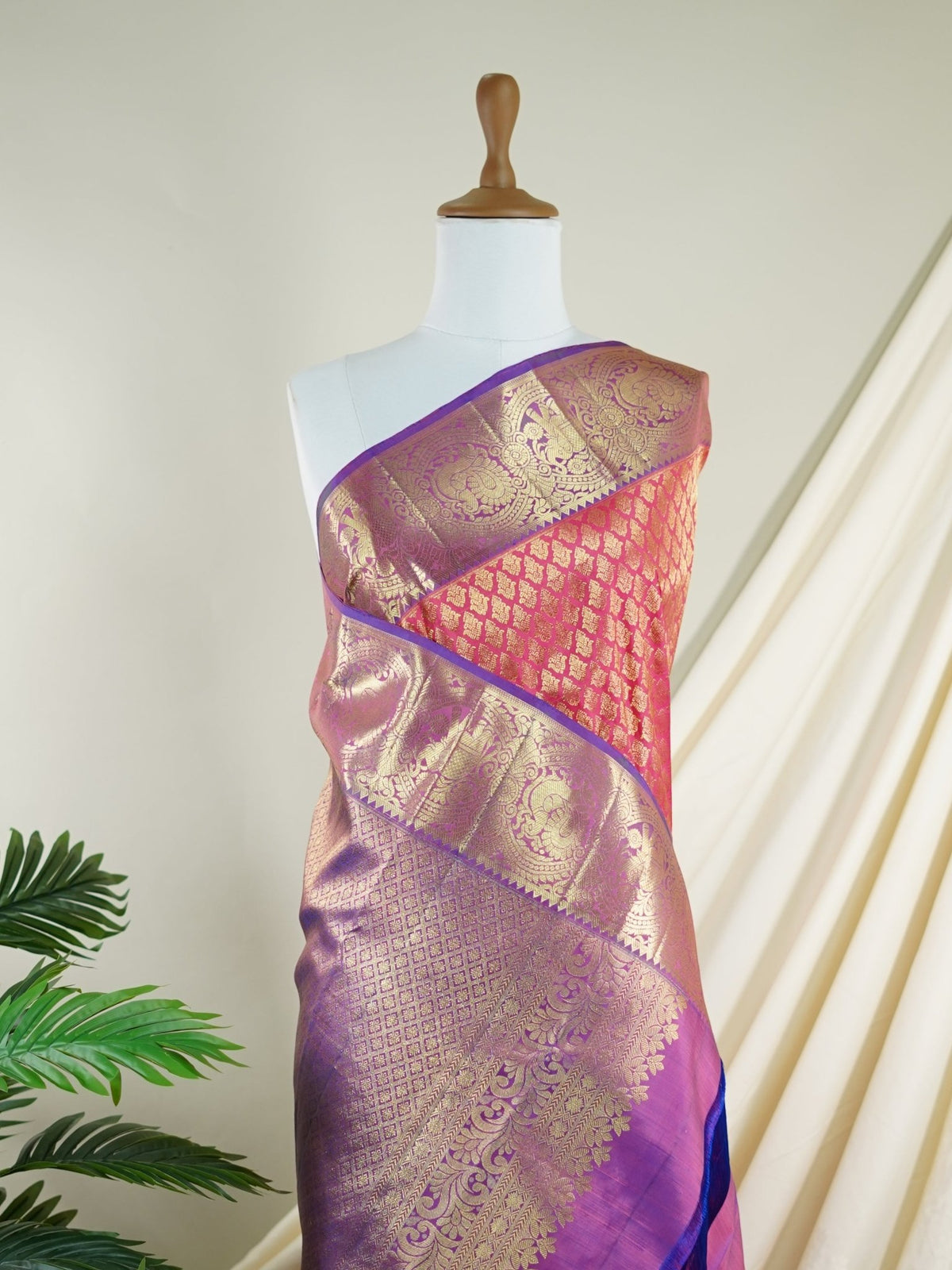 Kanchipuram Silk Hot Pink 100% Pure Silk  - Manoranjitham Weaves - Handloom Store