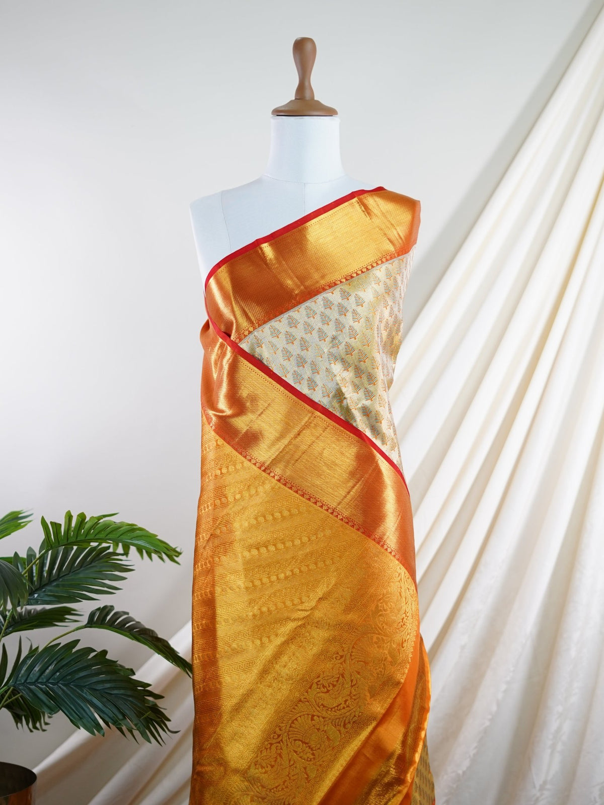 Bhargavi - Manoranjitham