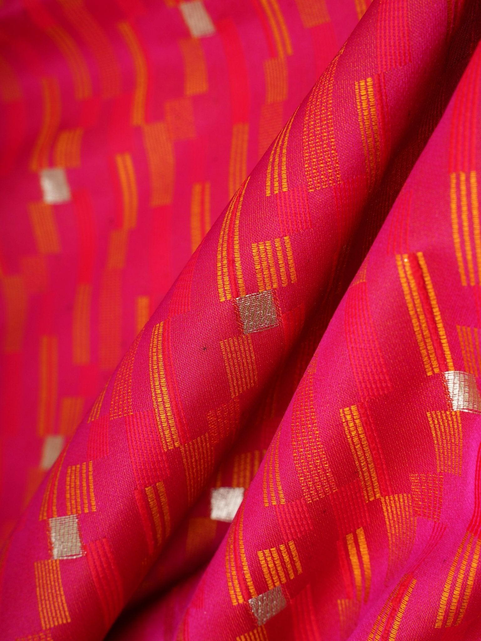 Katan Pink Semi Katan Silk Manoranjitham Weaves - Handloom Store