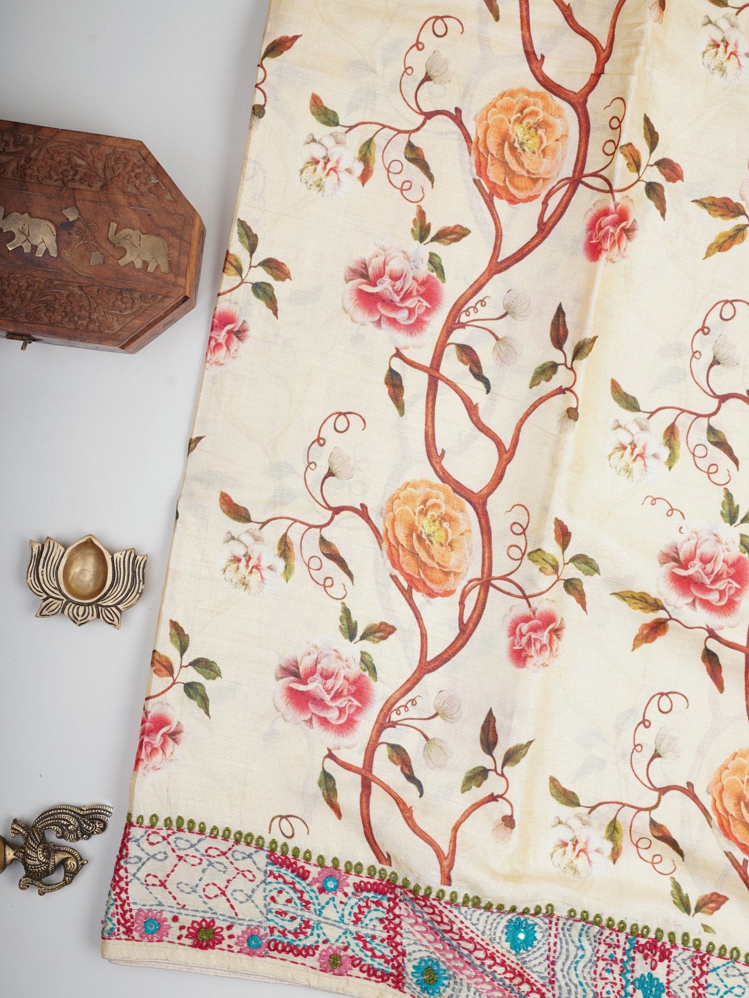 Tussar  100% Pure Tussar Manoranjitham Weaves - Handloom Store