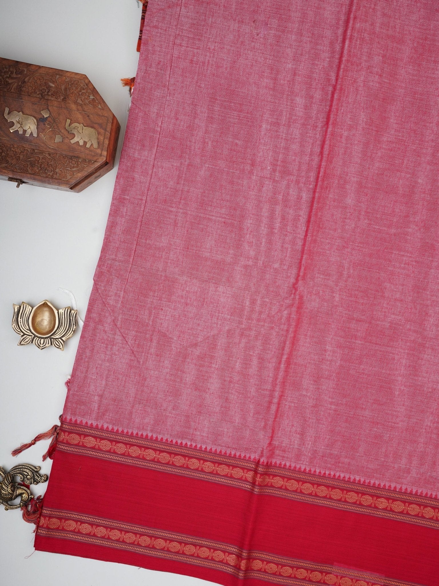 Narayanpet  100% Handspun Cotton - Manoranjitham Weaves - Handloom Store