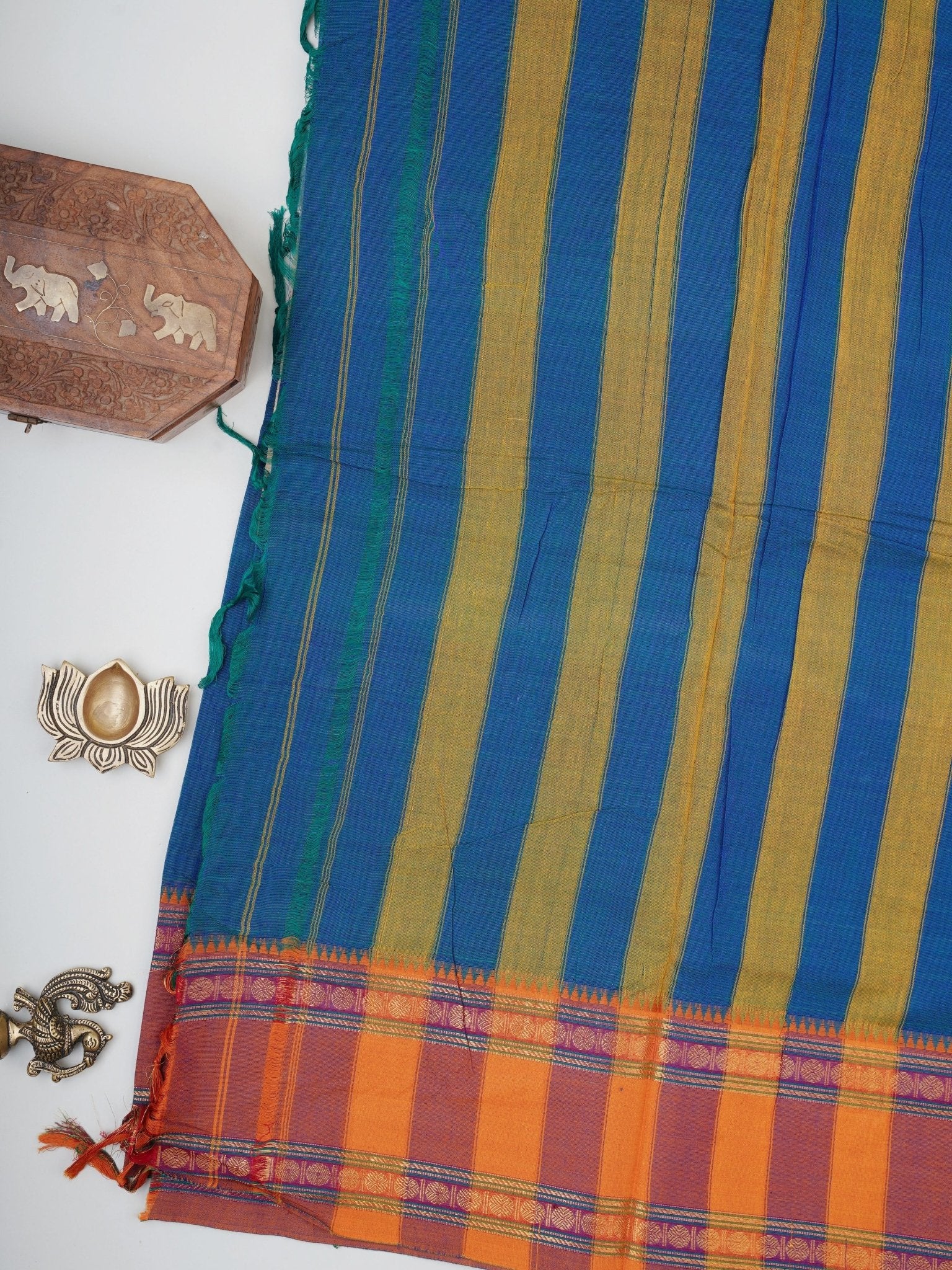 Narayanpet  100% Handspun Cotton - Manoranjitham Weaves - Handloom Store