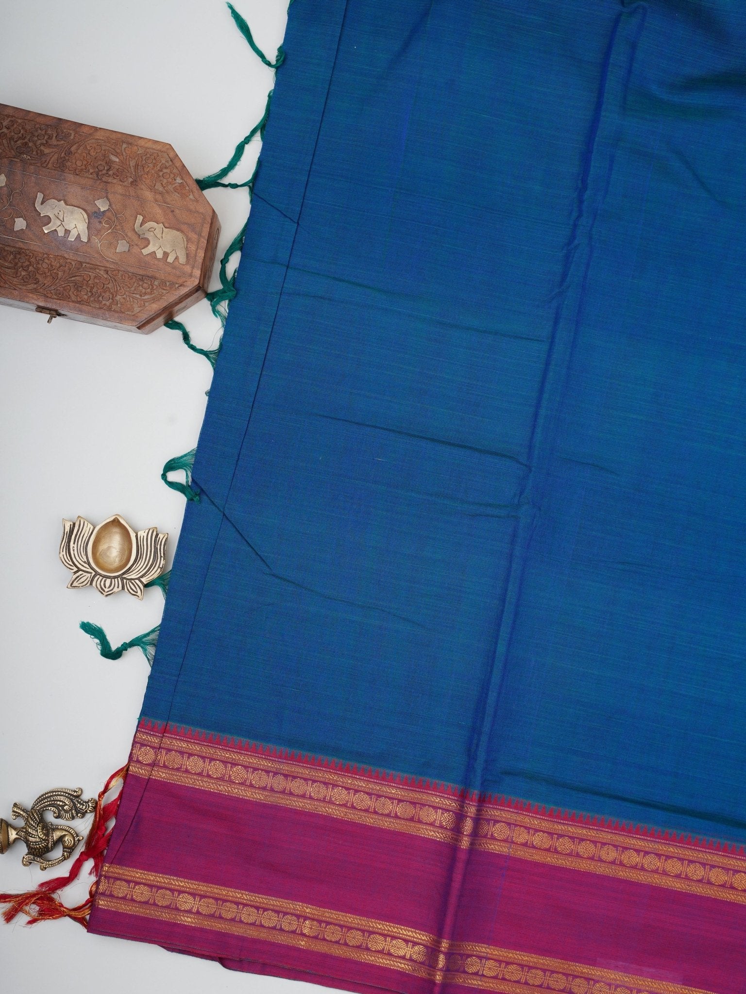 Narayanpet  100% Handspun Cotton - Manoranjitham Weaves - Handloom Store