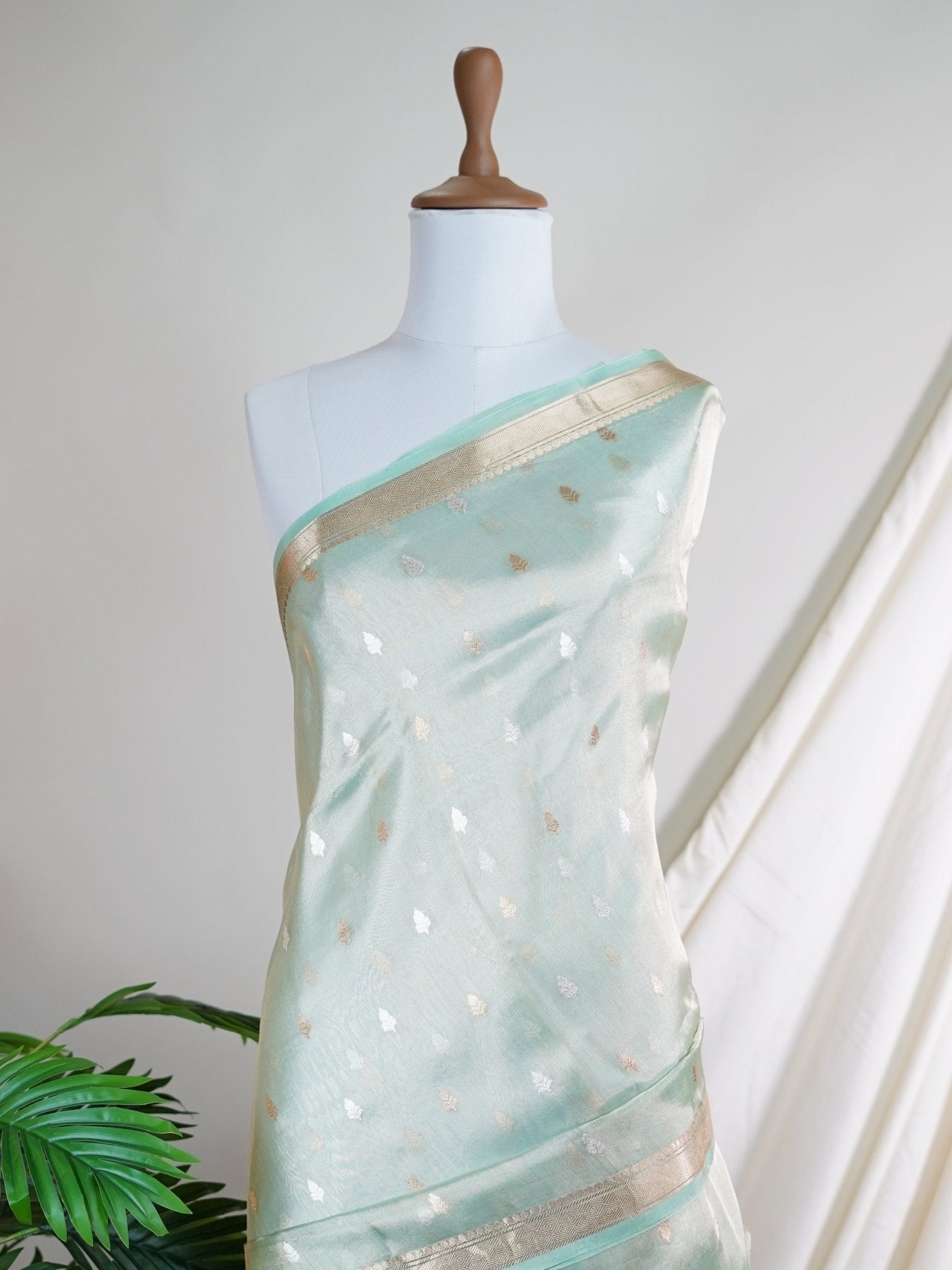 Tissue Powder Blue 100% Pure Tissue - Manoranjitham Weaves - Handloom Store