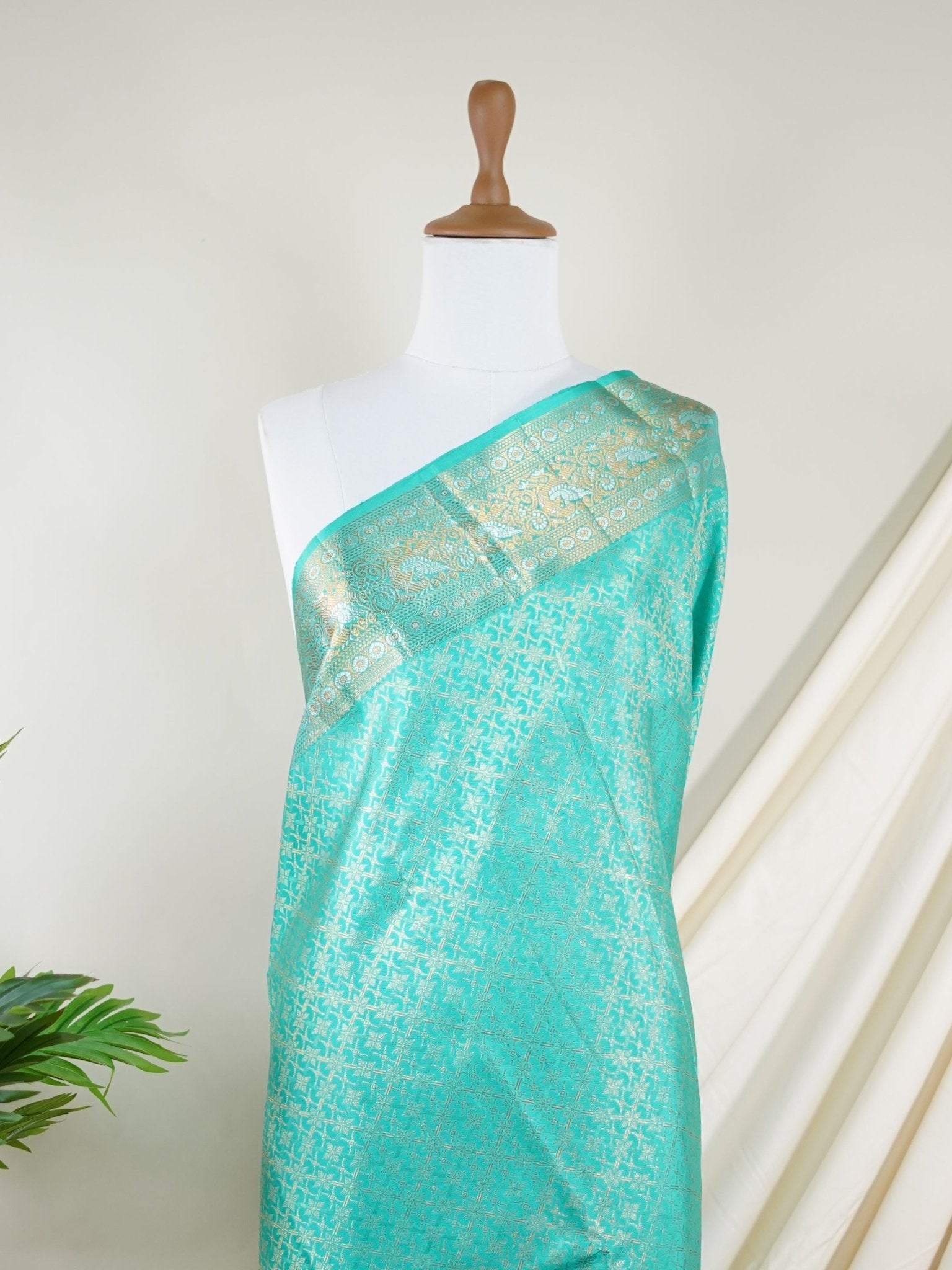 Kanchipuram Silk Cyan 100% Pure Silk  - Manoranjitham Weaves - Handloom Store
