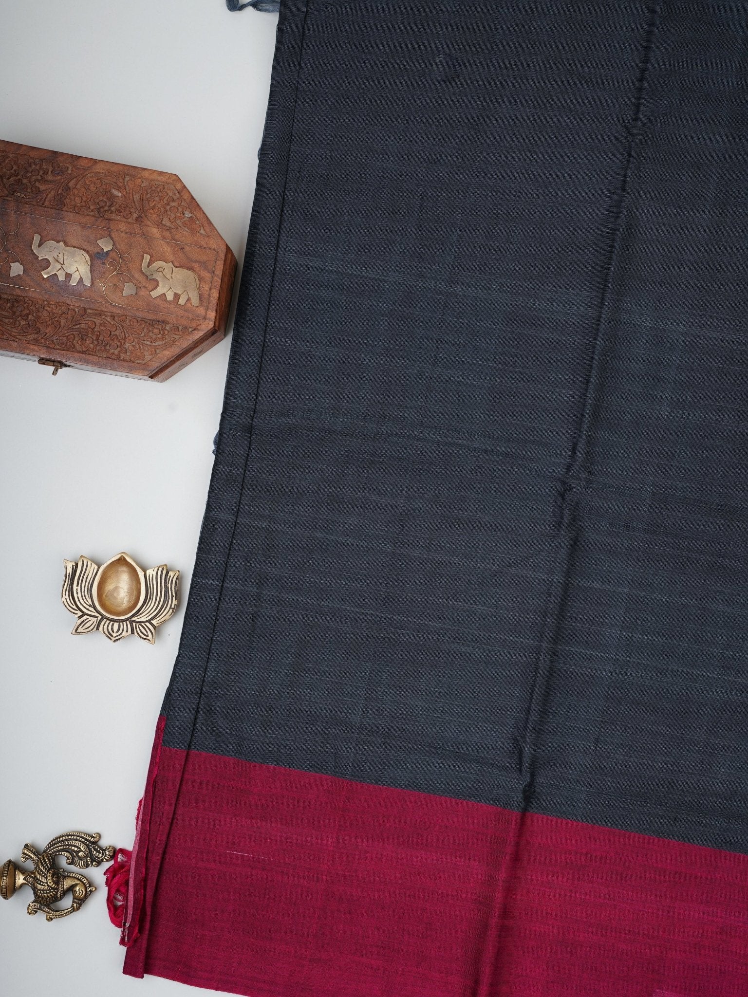 Narayanpet  100% Handspun Cotton - Manoranjitham Weaves - Handloom Store
