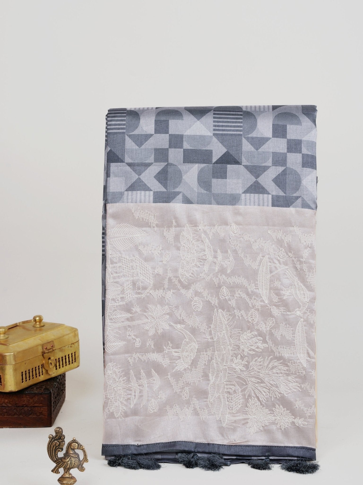 Katan Cream Semi Silk Manoranjitham Weaves - Handloom Store